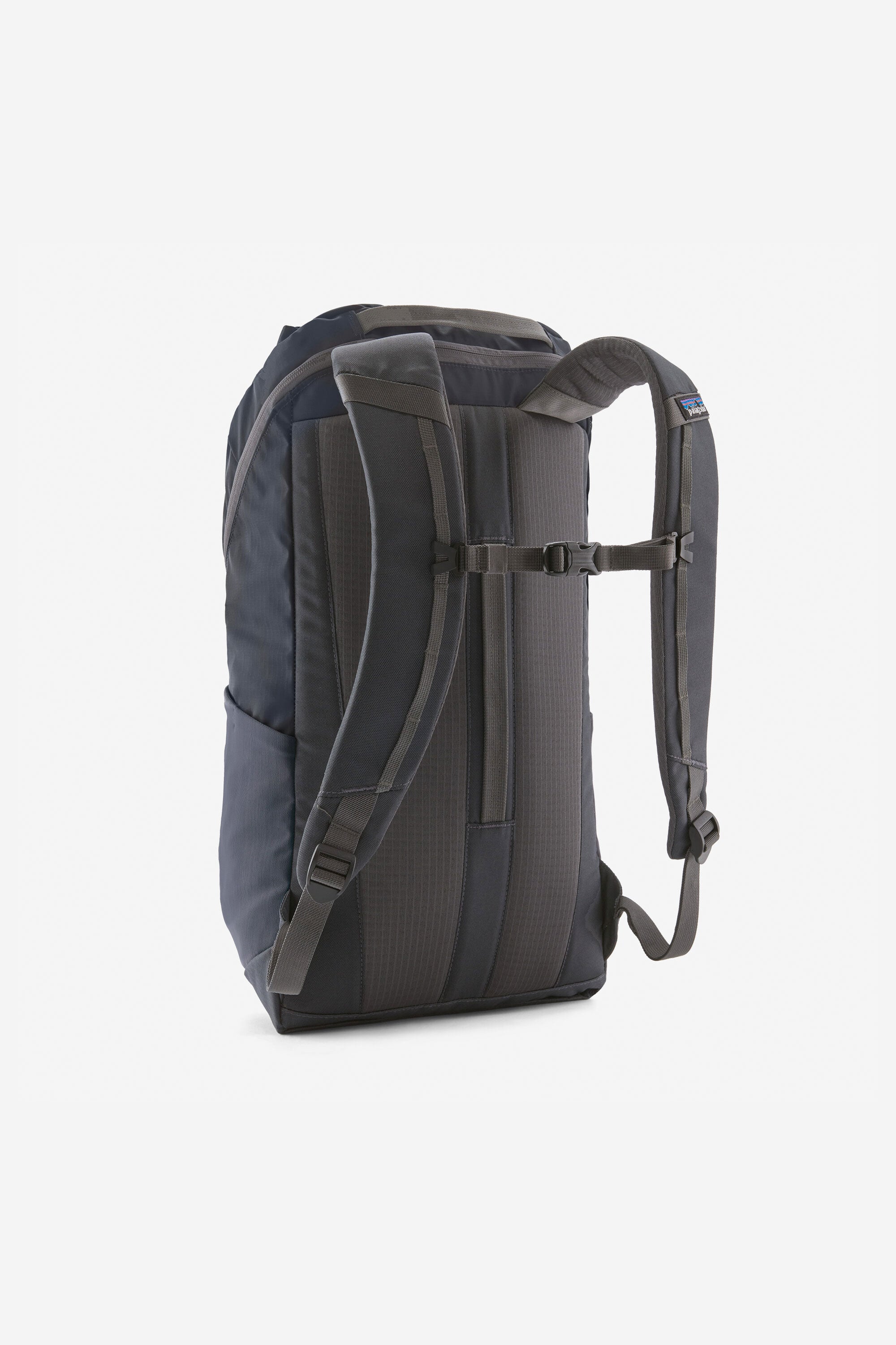 patagonia black hole 25l smolder blue Pack The Patagonia Black Hole Pack 25L is ready to take on all adventures Brand new Patagonia black hole