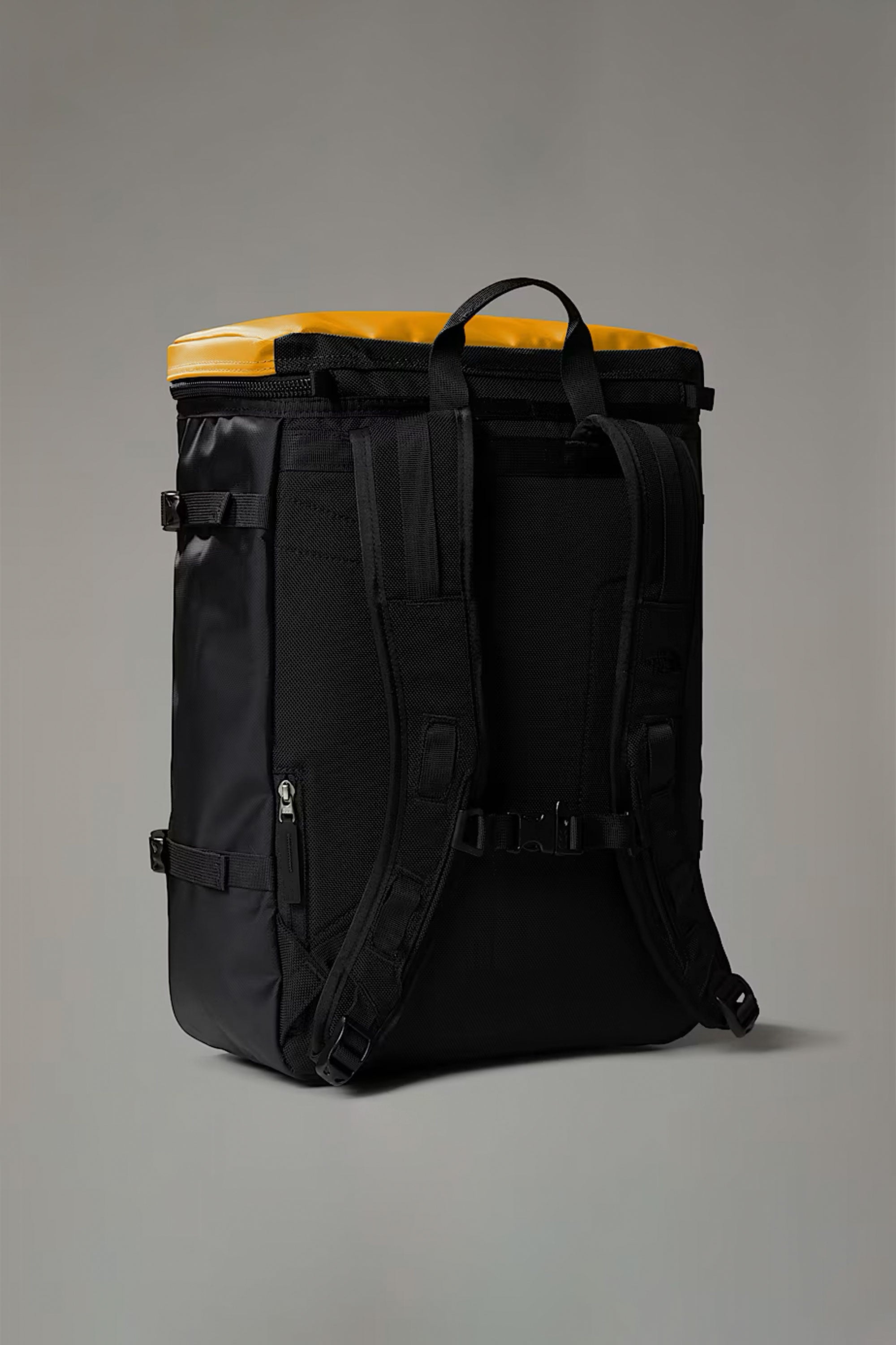 THE NORTH FACE - BASE CAMP FUSE BOX - 30L - SUMMIT GOLD | Shop at