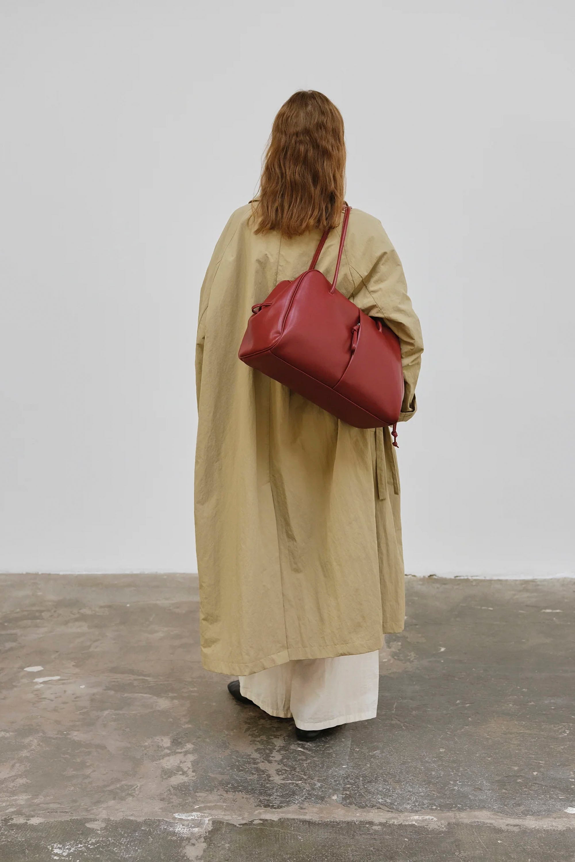 ÖLEND Brooklyn Bag Cherry Red | Shop at PUKAS SURF SHOP