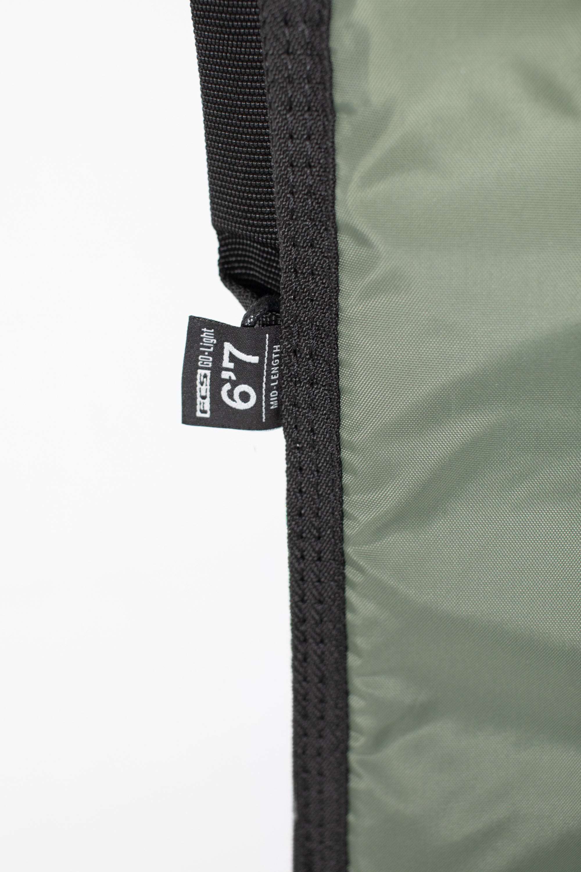 FCS 6.7 Classic Cover Mid-Length Board Bag | Shop at PUKAS SURF SHOP