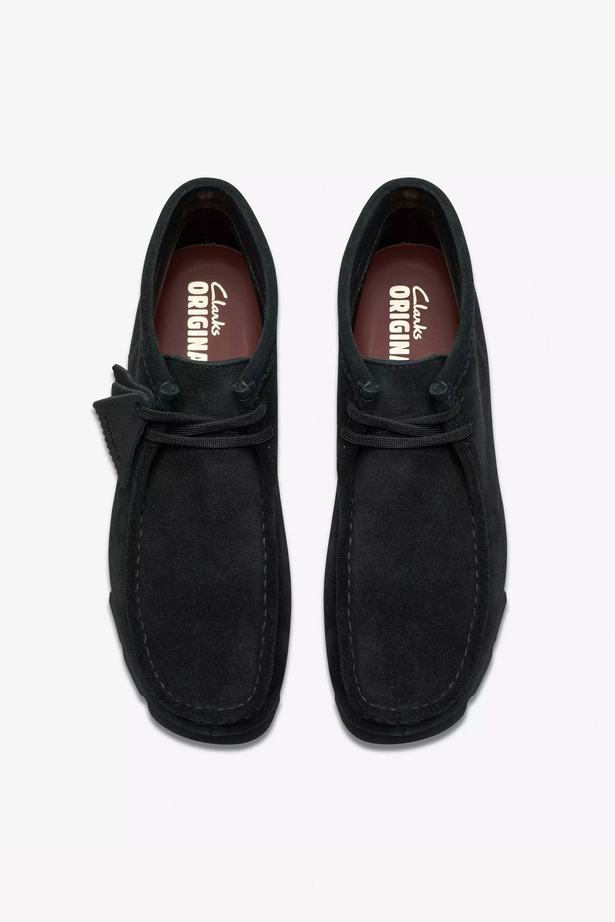 CLARKS WALLABEE GTX MAN BLACK SUEDE Shop at PUKAS SURF SHOP