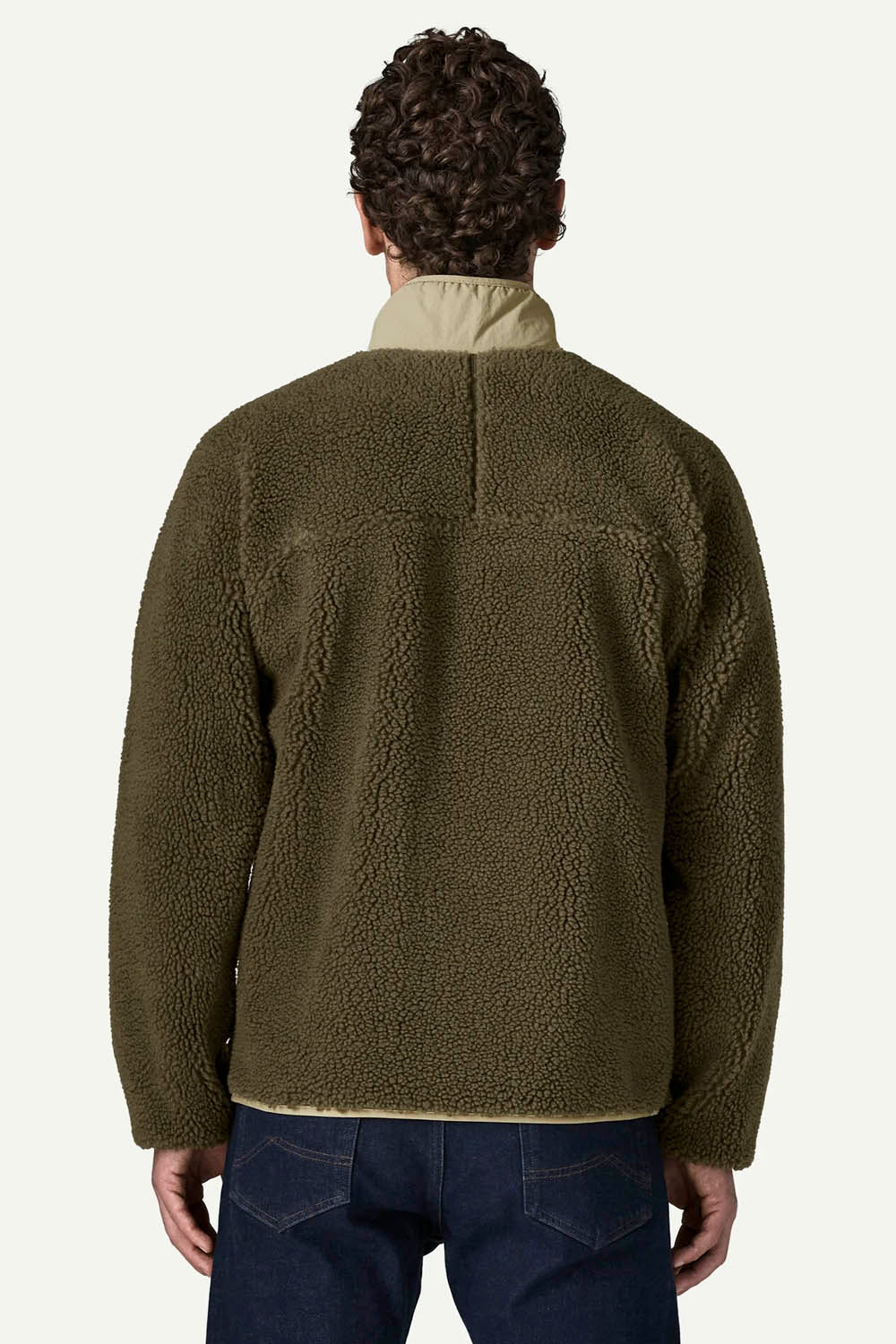 PATAGONIA Classic Retro-X Jacket Man Basin Green | Shop at PUKAS