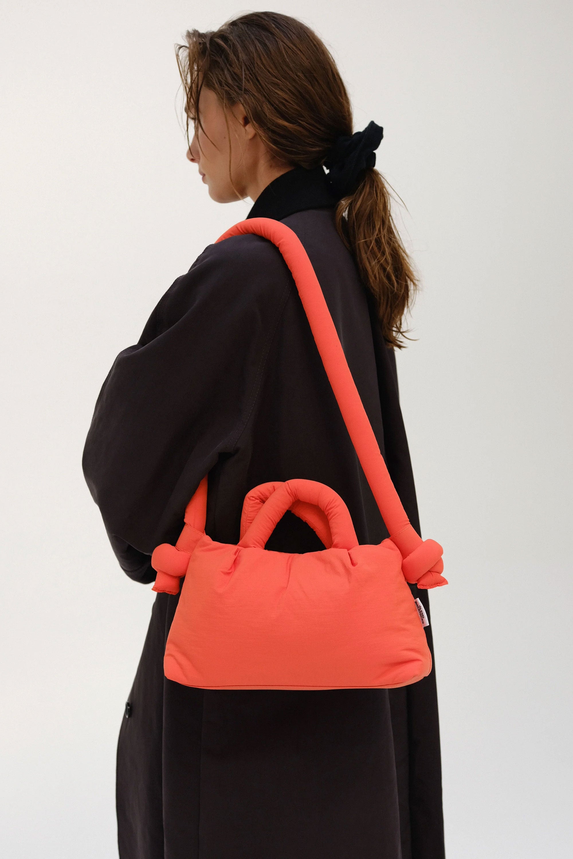 OLEND ハンドバッグ オレンジ CORAL MINIONA SOFT BAG【RSL】 ÖLEND - MINIONA SOFT BAG - CORAL | Shop at PUKAS SURF SHOP