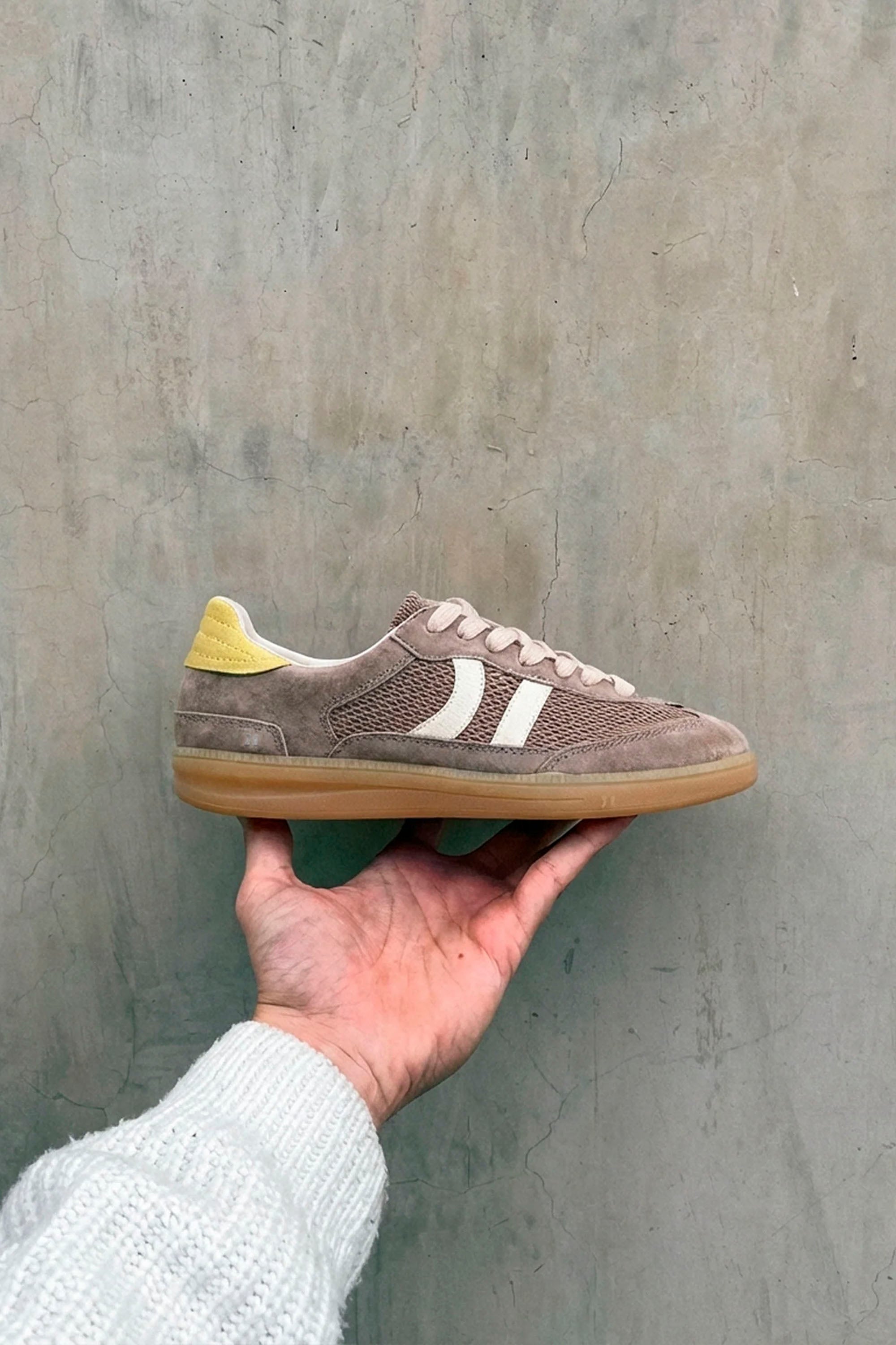 Pukas-Surf-Shop-Woman-Footwear