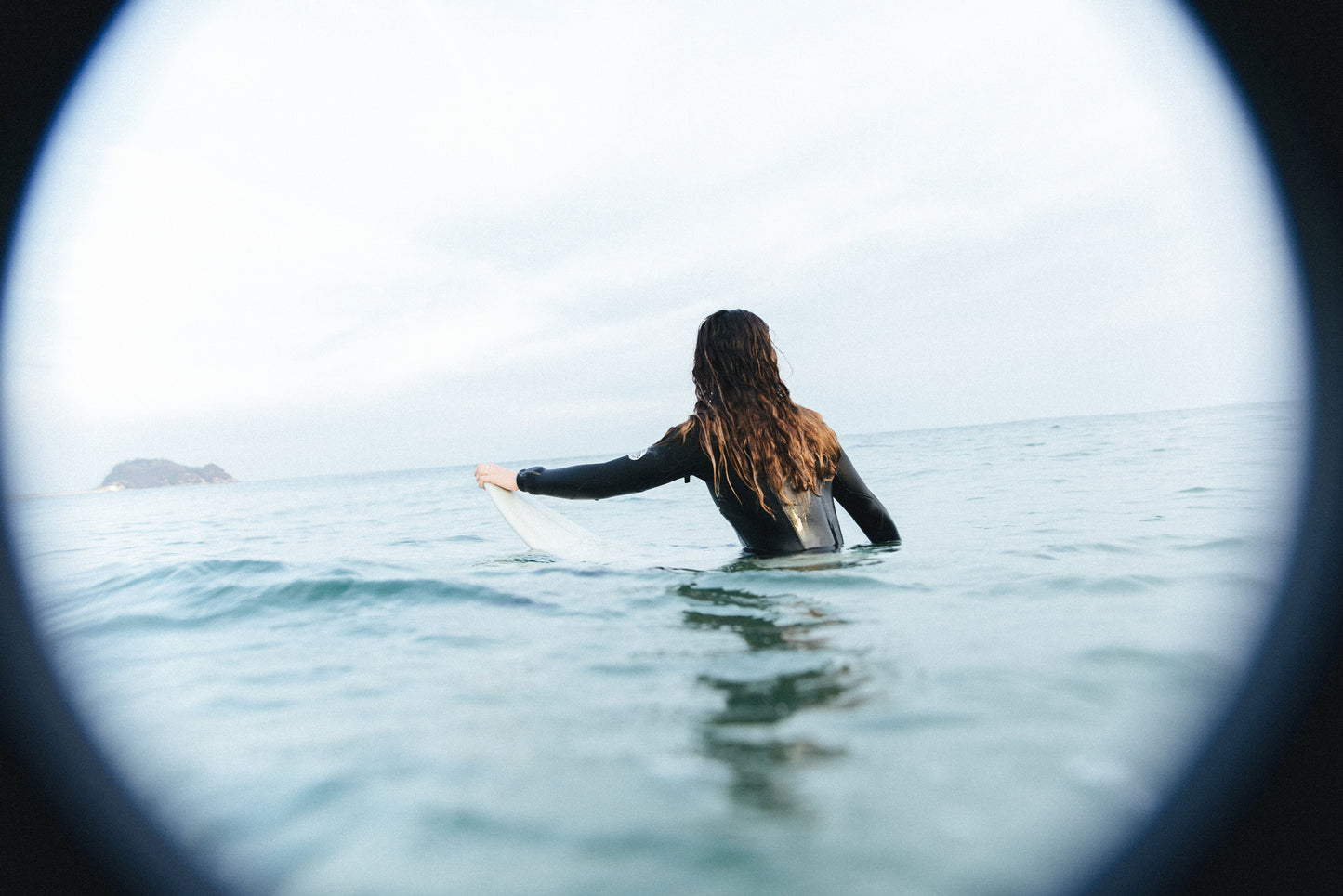 HOW TO CHOOSE YOUR WINTER WETSUIT