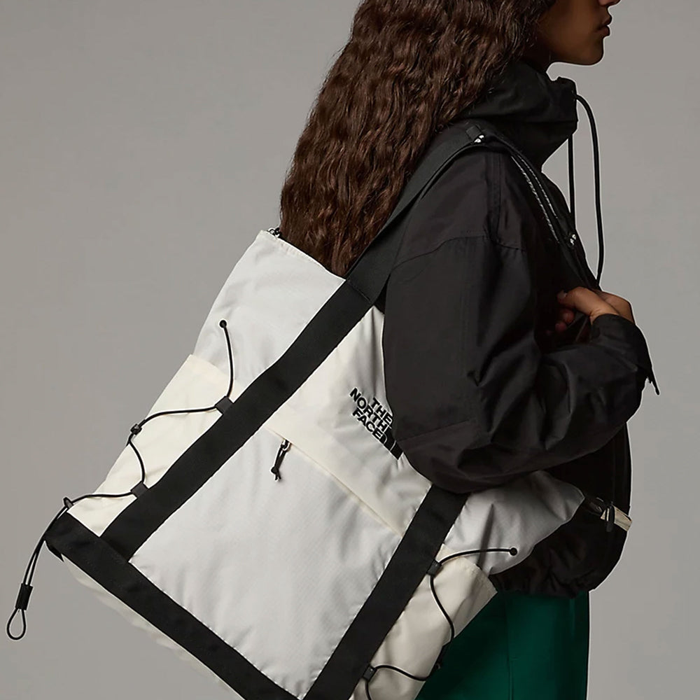 PUKAS-SURF-SHOP-BAG-THE-NORT-FACE-BOREALES-TOTE-WHITE