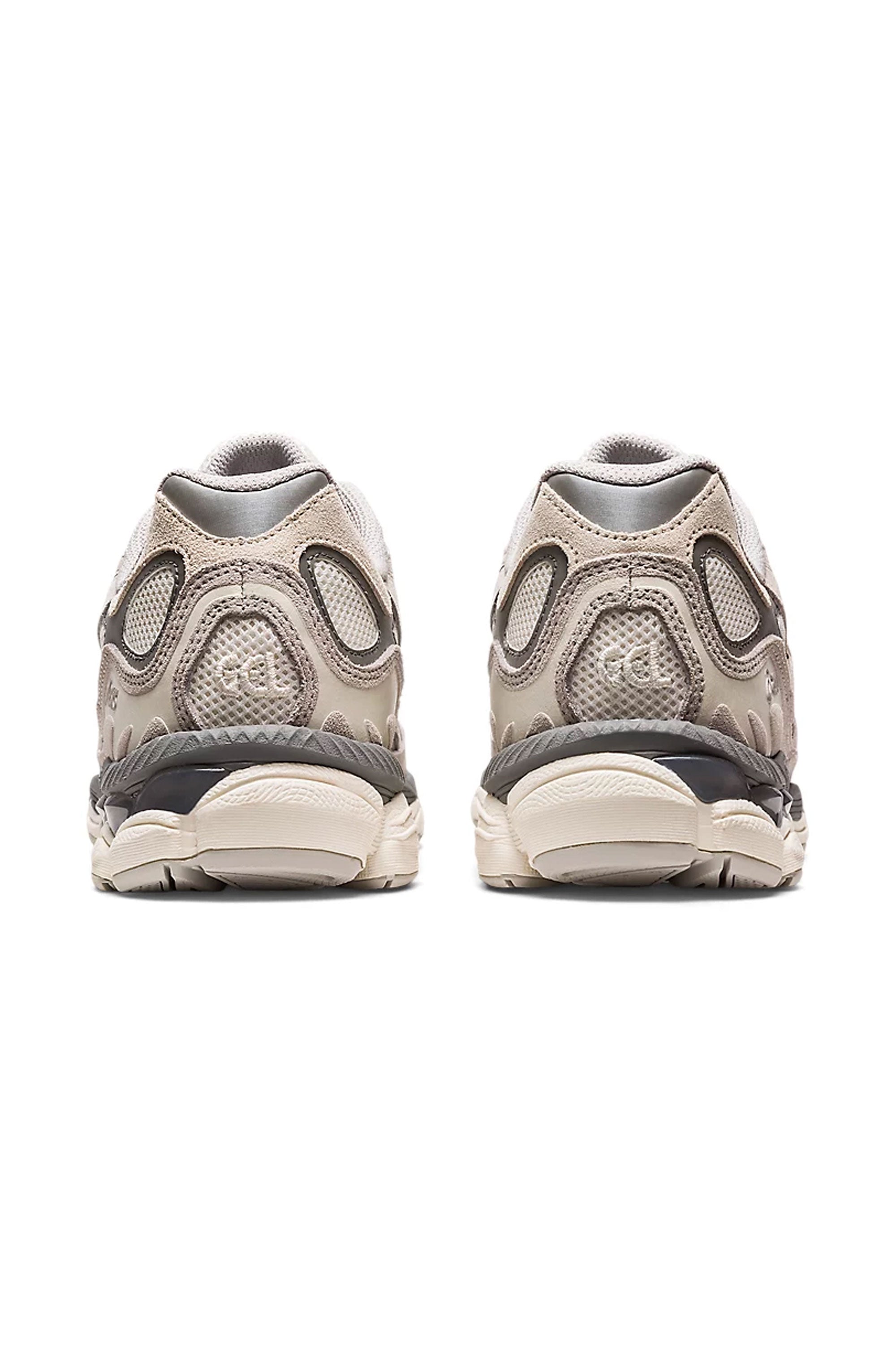 ウォーキング・ランニングウェア ASICS GEL-NYC CREAM/OYSTER GREY 28CM Asics GEL-NYC - Cream/Oyster Grey • See best price »