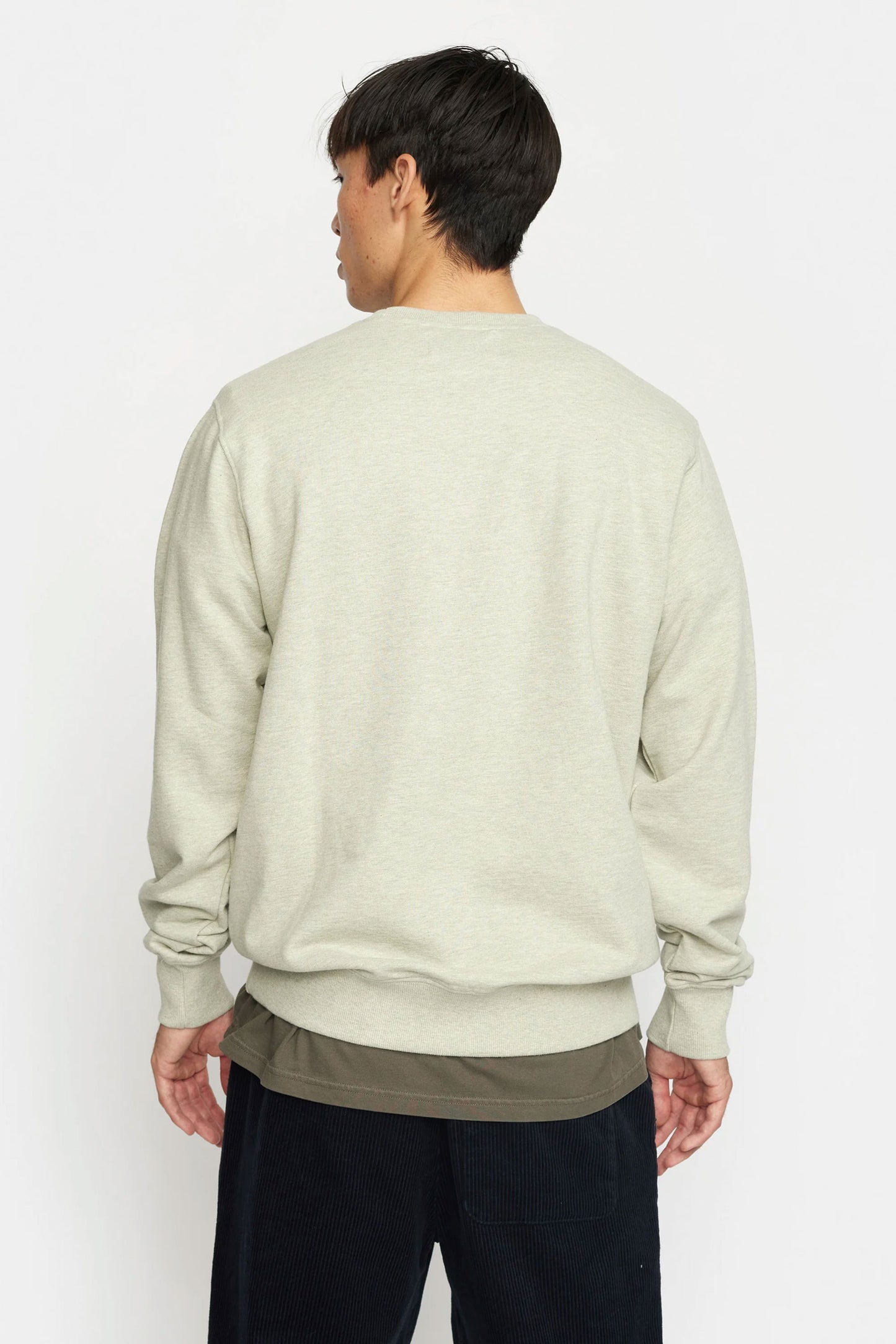 PUKAS-SURF-SHOP-SWEATER-REVOLUTION-COF-LIGHT-GREEN