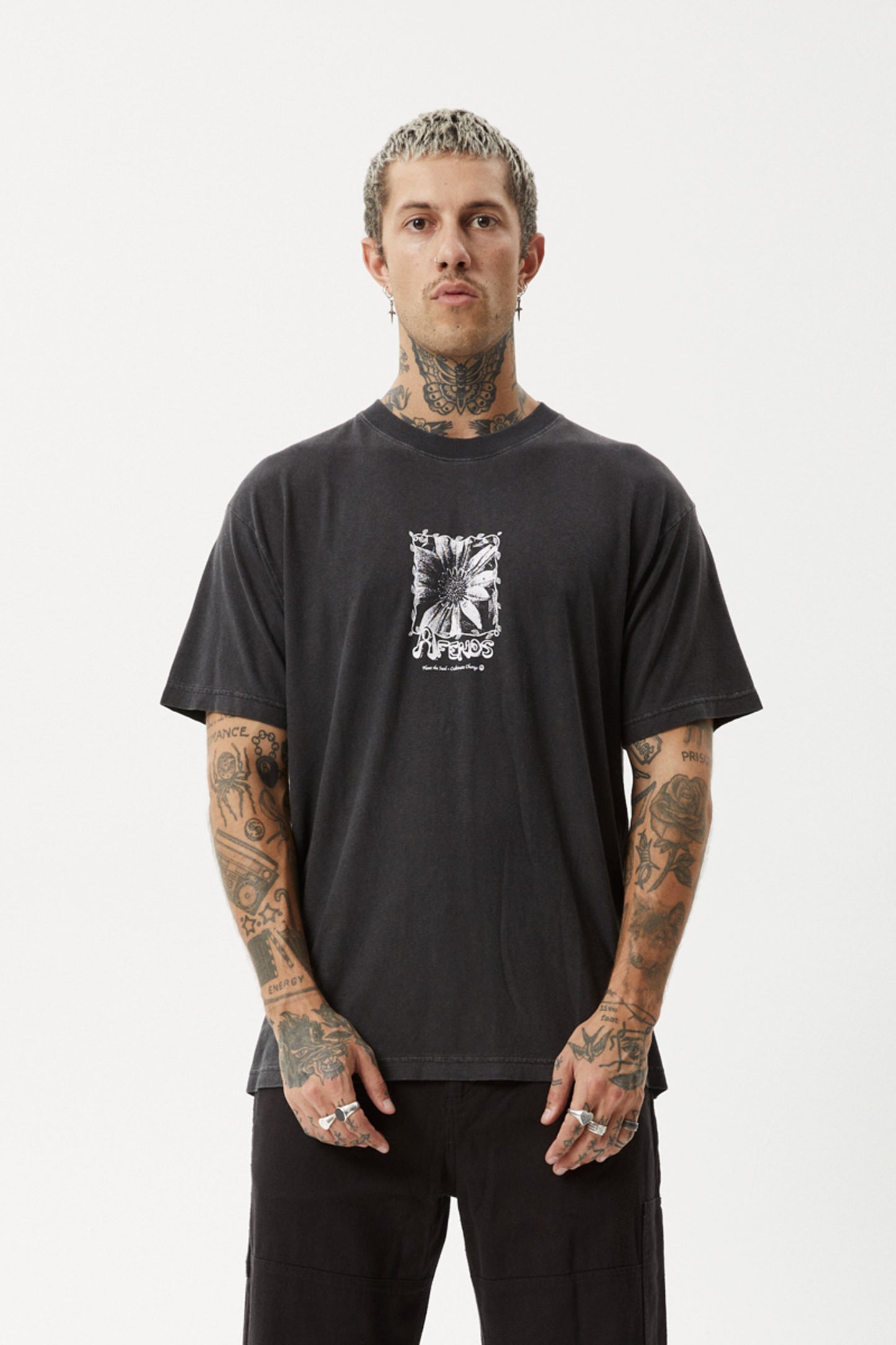 PUKAS-SURF-SHOP-TEE-MAN-AFENDS-SUNFLOWER-BLACK