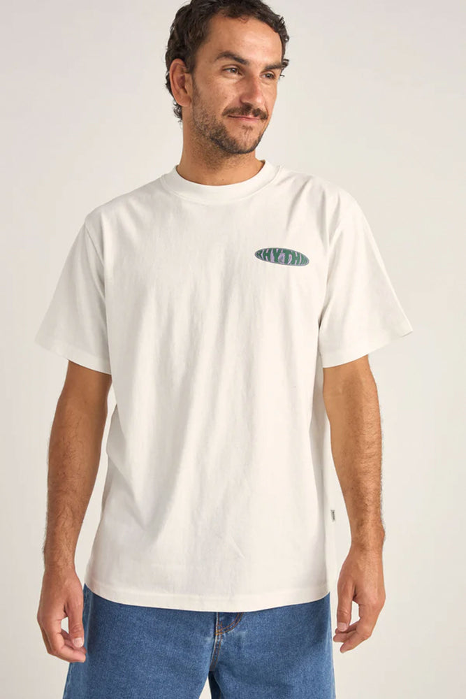 PUKAS-SURF-SHOP-TEE-MAN-RHYTHM-SOUND-PRINTED-VINTAGE-WHITE