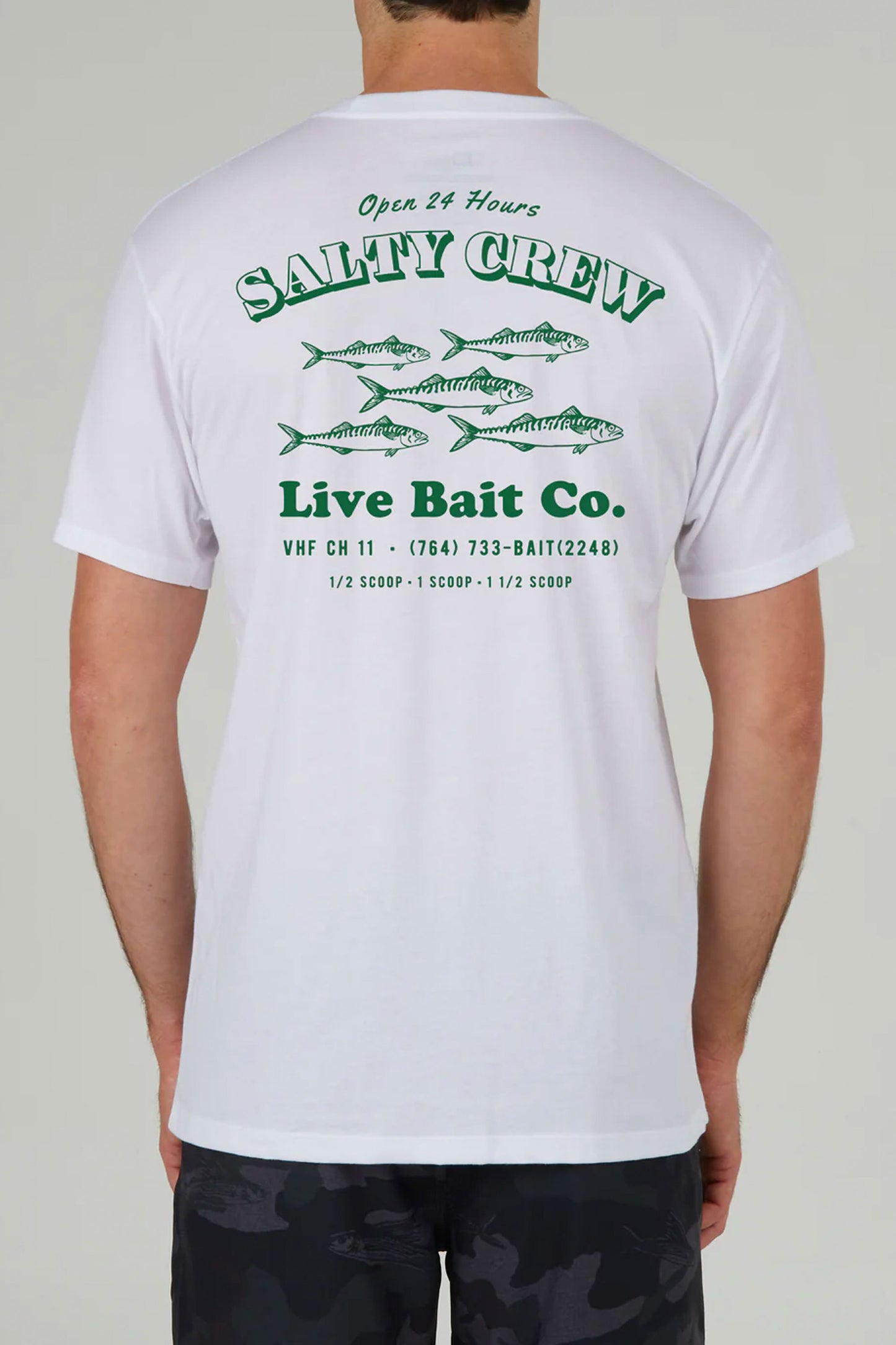 PUKAS-SURF-SHOP-TEE-MAN-SALTY-CREW-GREEN-RAT-PACK-PREMIUM-WHITE