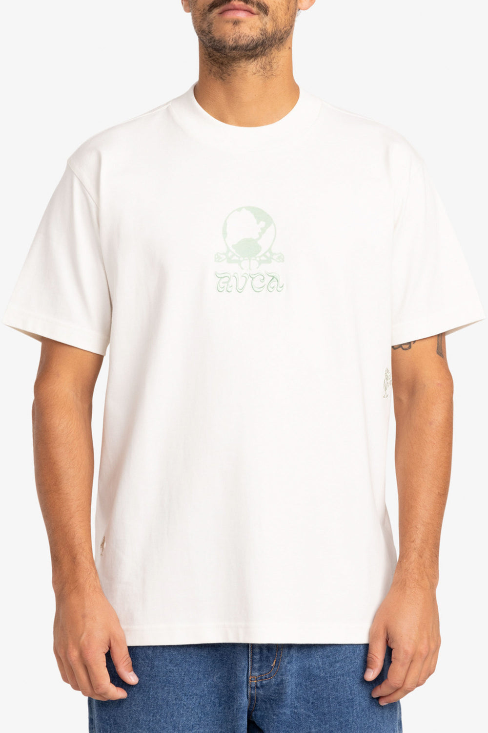 PUKAS-SURF-SHOP-TEE-RVCA-SCORCHED-LANDS-SALT