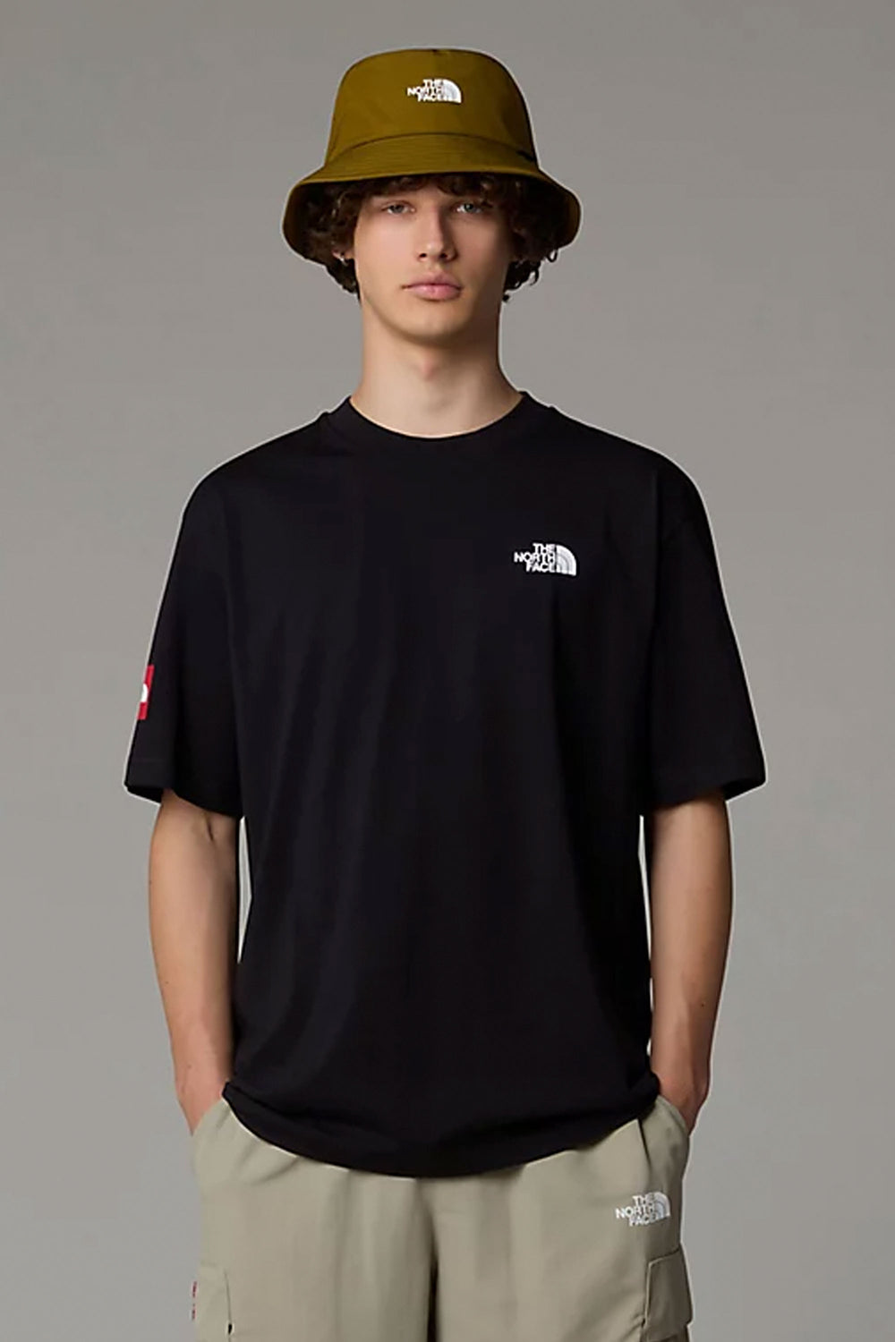 PUKAS-SURF-SHOP-TEE-THE-NORT-FACE-AXYS-BLACK