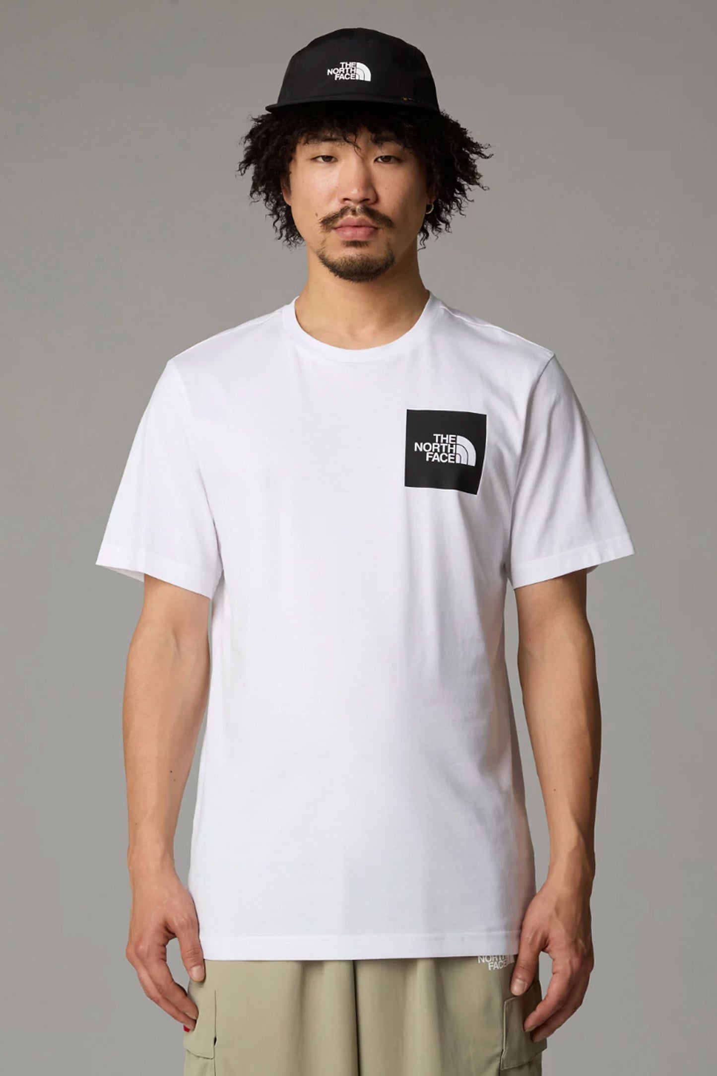 PUKAS-SURF-SHOP-TEE-THE-NORT-FACE-FINE-WHITE