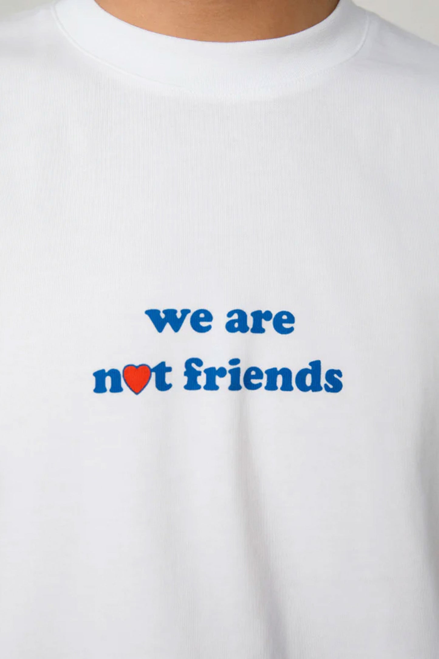 
                  
                    PUKAS-SURF-SHOP-TEE-WE-ARE-NOT-FRIENDS-ROUND-HEARTS
                  
                