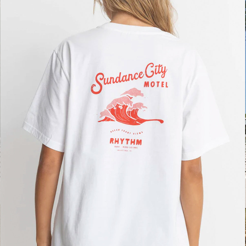 
                      
                        PUKAS-SURF-SHOP-TEE-WOMAN-RHYTHM-MOTEL-OVERSIZED-WHITE
                      
                    