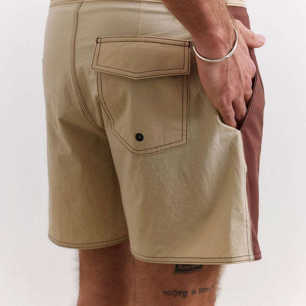 
                      
                        Puaks-Surf-Shop-Boardshort-Man-Birden-Beige-Malte-Beige
                      
                    