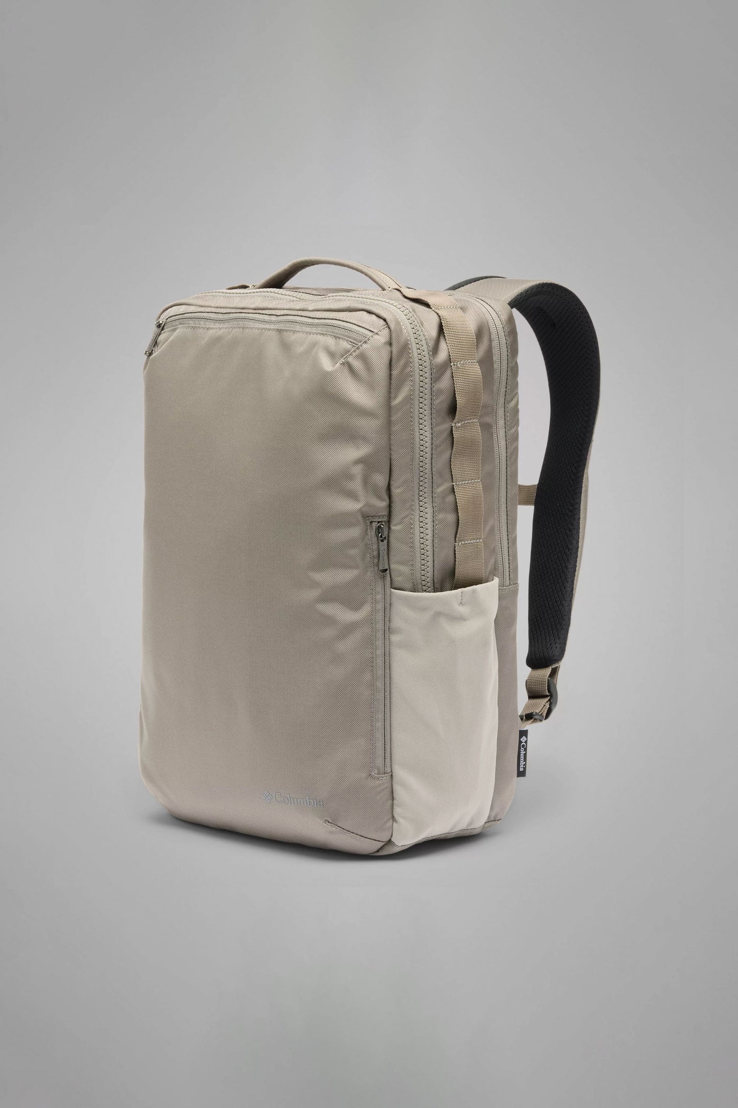 Pukas Surf Shop Columbia square backpack 23L in color 003