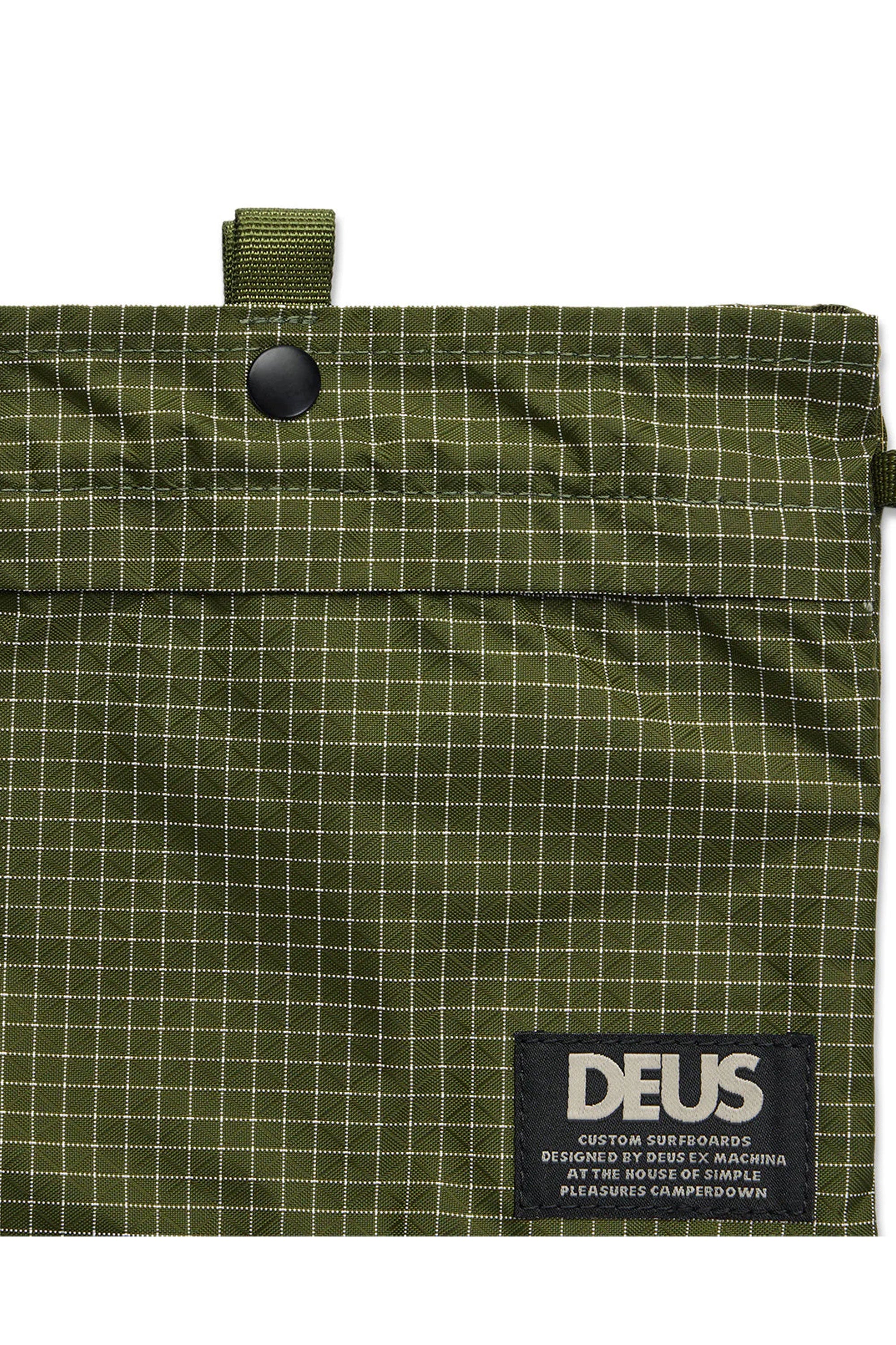 DEUS CHARLIE SACOCHE | Shop at PUKAS SURF SHOP