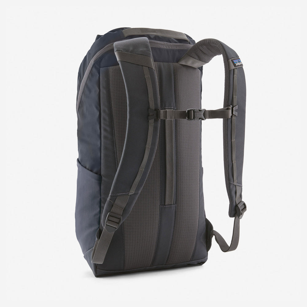 Pukas-Surf-Shop-Backpack-Patagonia-Balckhole-25L-Smolder-Blue