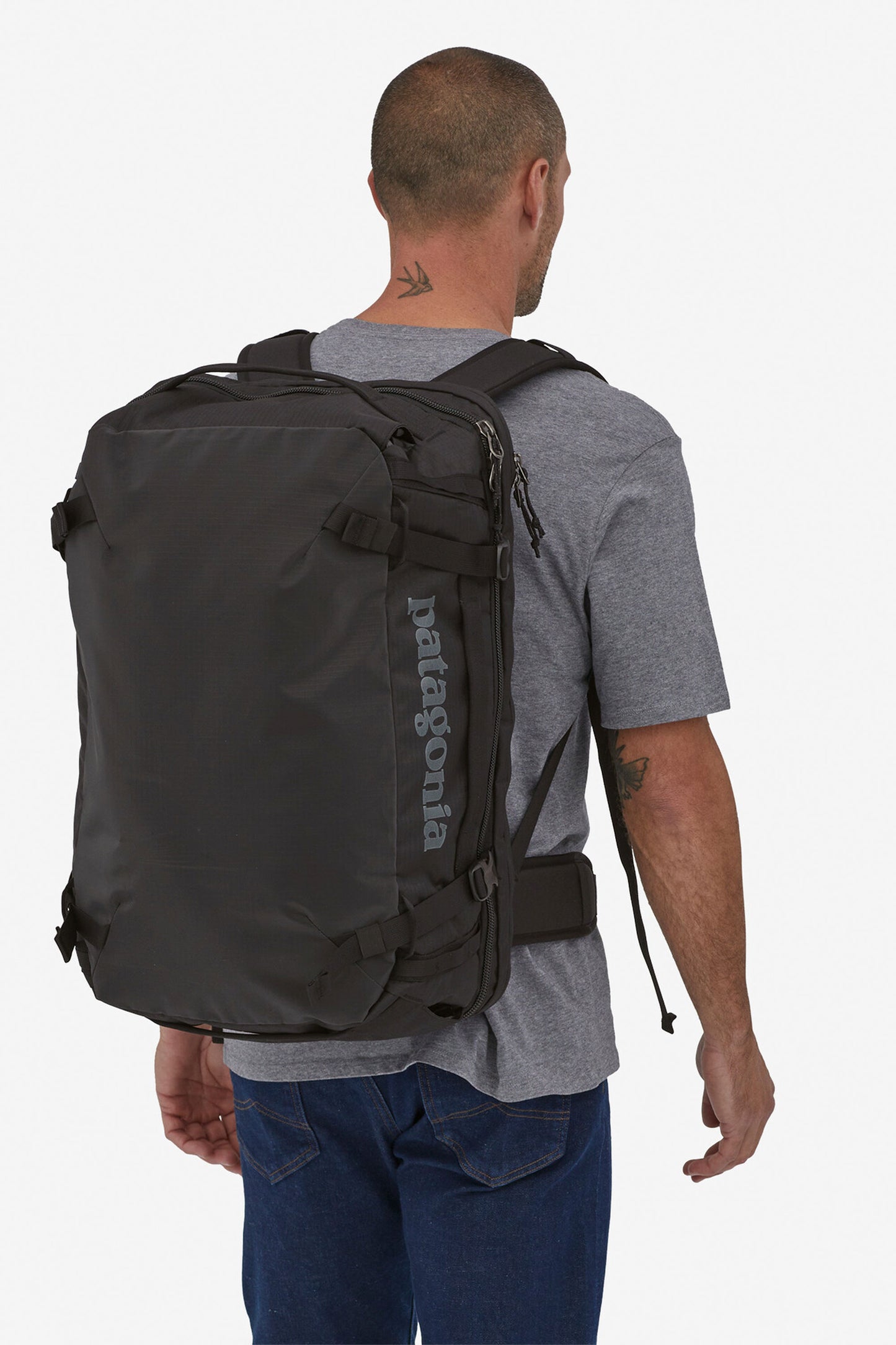 Pukas-Surf-Shop-Backpack-Patagonia-Black-Hole-MCL-45L-Black