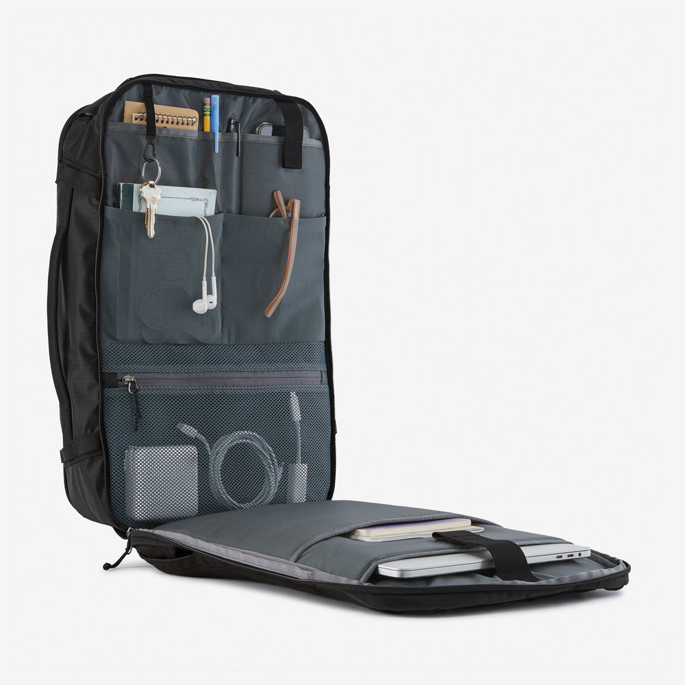 
                      
                        Pukas-Surf-Shop-Backpack-Patagonia-Black-Hole-Mini-MCL-30L-Blue
                      
                    