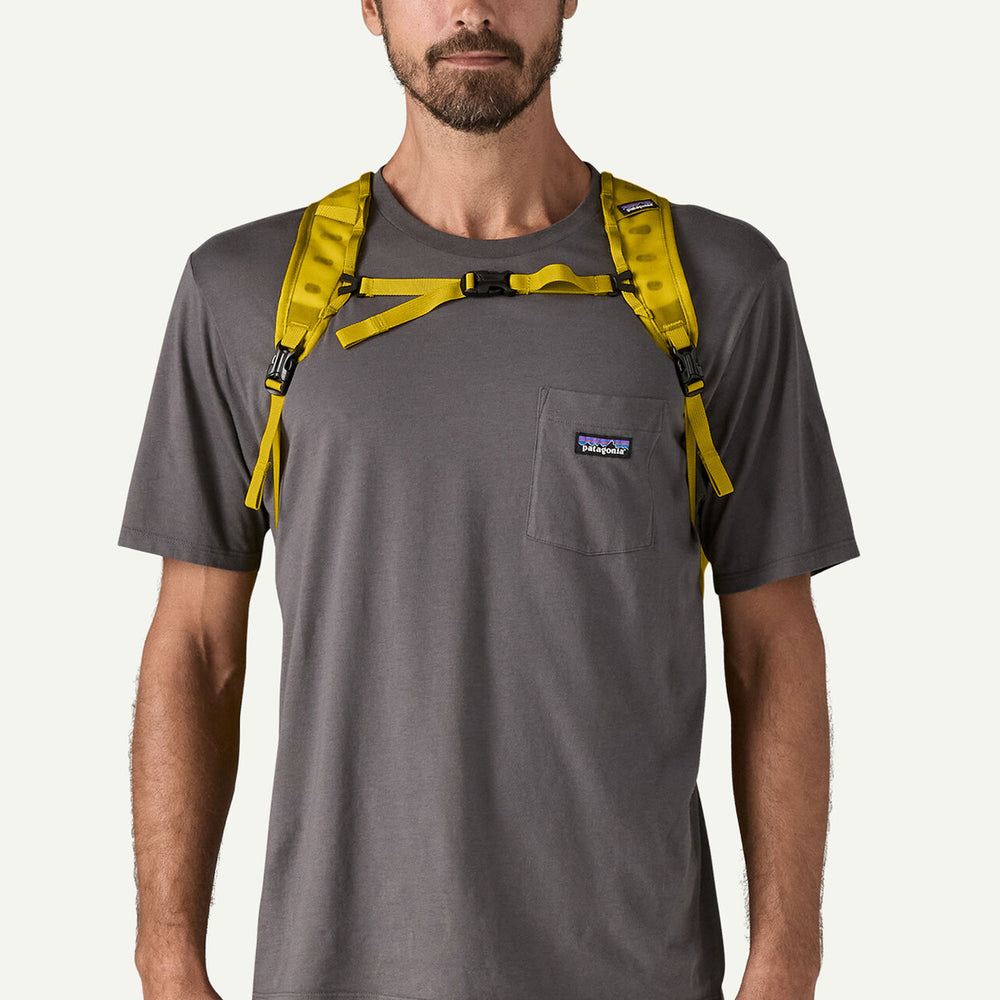 
                      
                        Pukas-Surf-Shop-Backpack-Patagonia-Terravia-Green
                      
                    