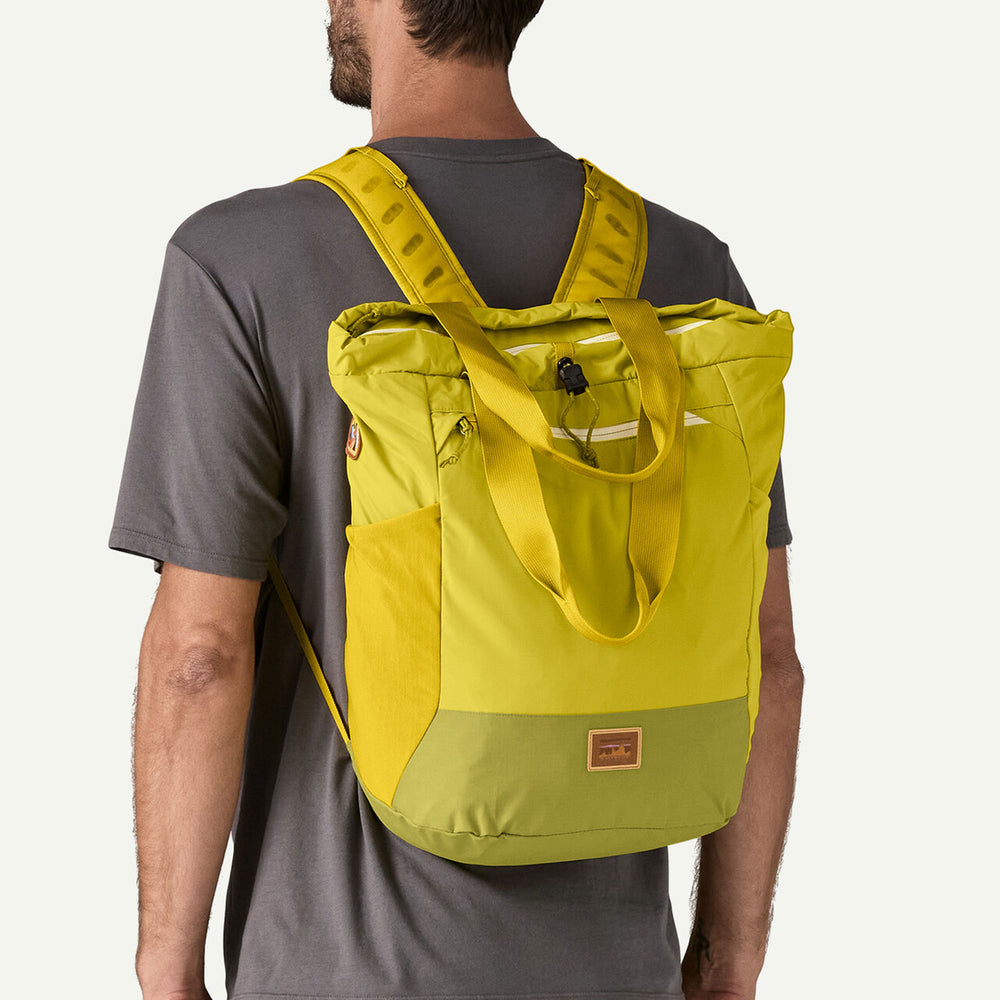 
                      
                        Pukas-Surf-Shop-Backpack-Patagonia-Terravia-Green
                      
                    