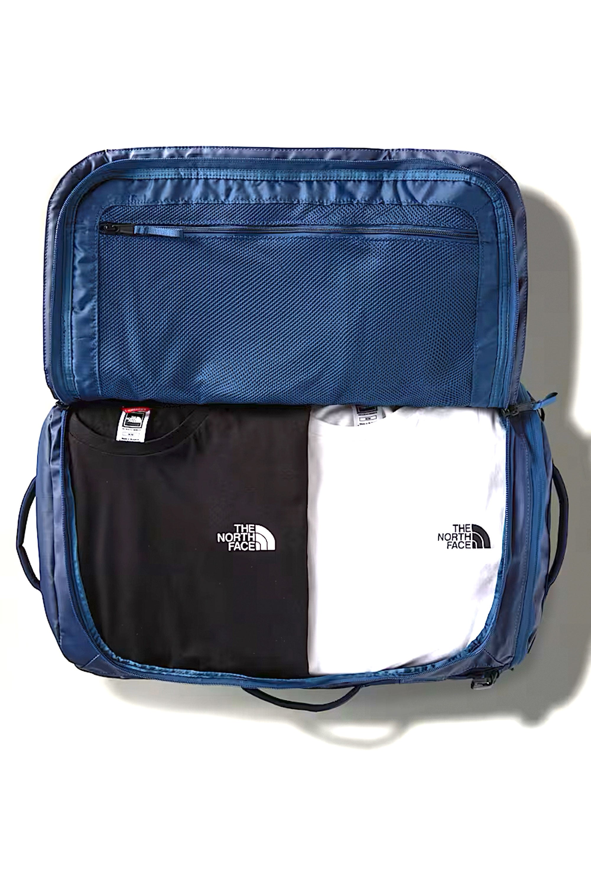 THE NORTH FACE - BASE CAMP VOYAGER DUFFEL - 32L | Shop at