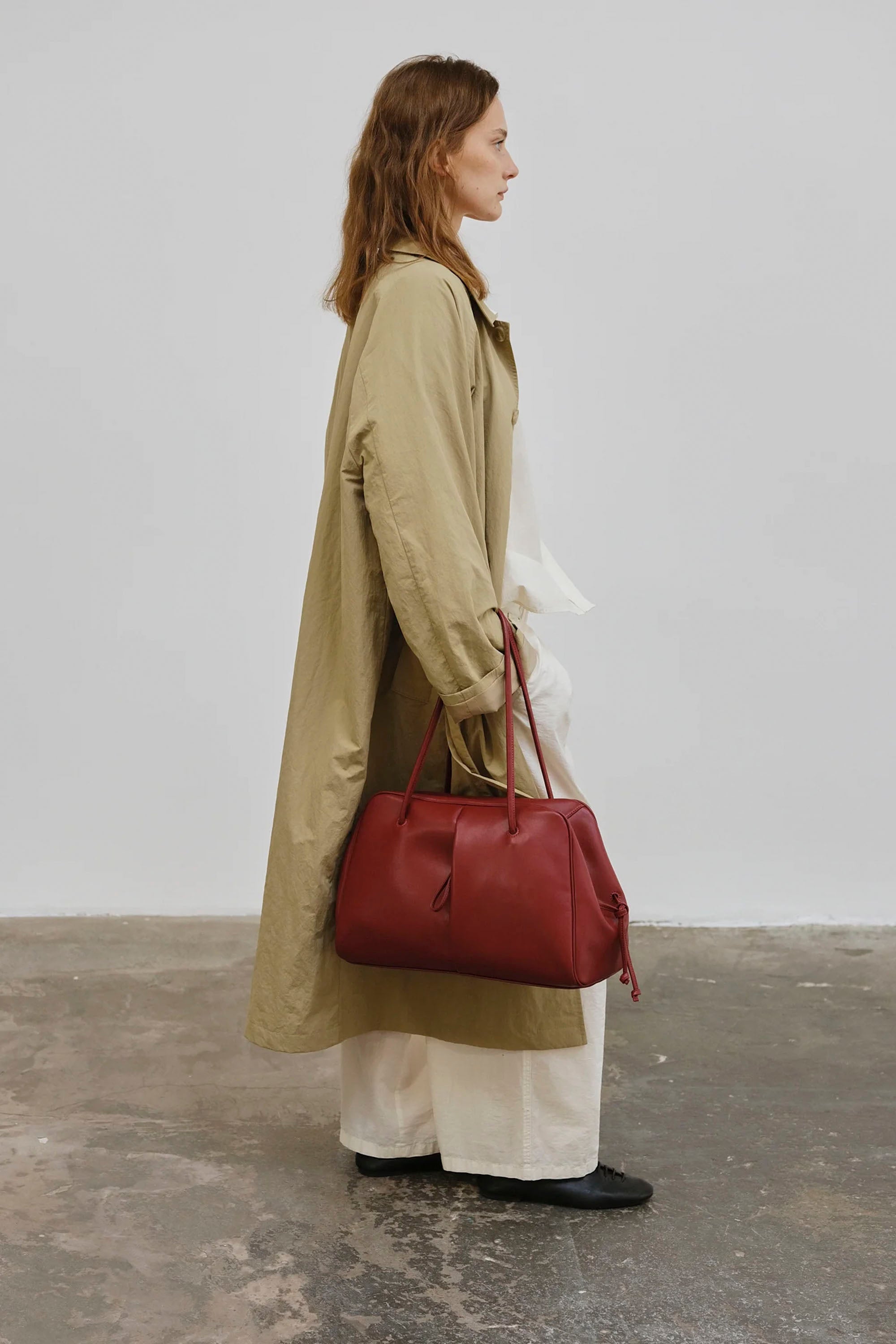 ÖLEND Brooklyn Bag Cherry Red | Shop at PUKAS SURF SHOP