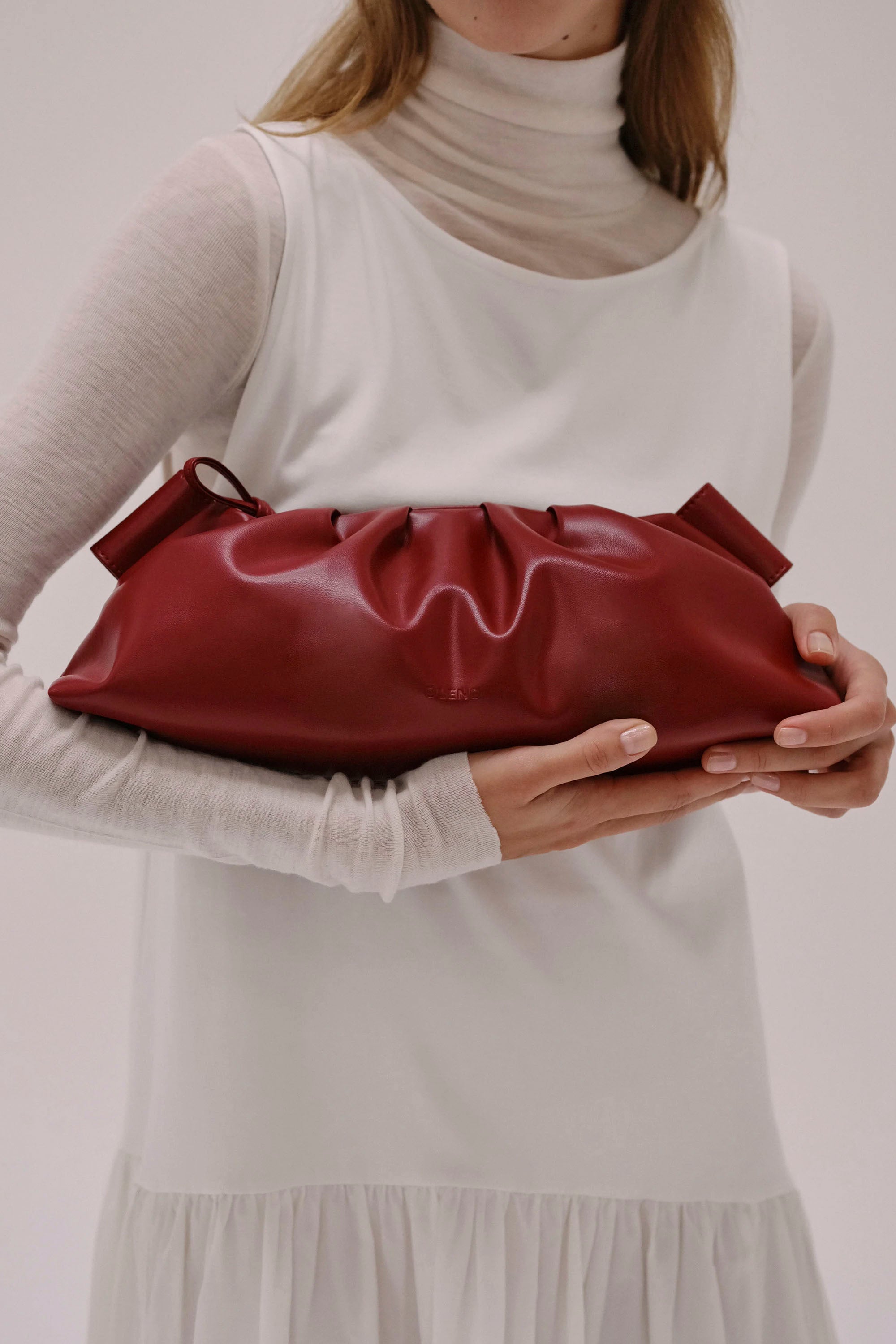 ÖLEND Dumpling Bag Cherry Red | Shop at PUKAS SURF SHOP