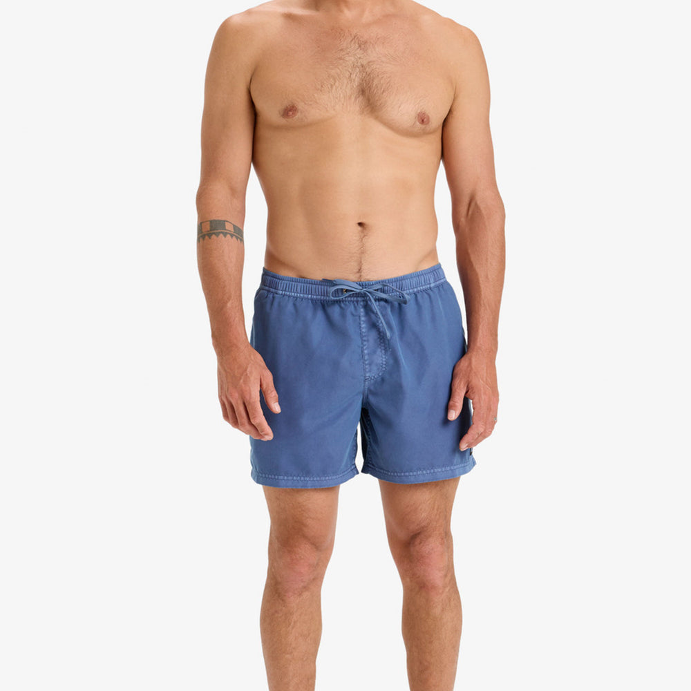 
                      
                        Pukas-Surf-Shop-Boardshort-Man-Quicksilver-Everyday-Surfwash-Volley-15-Washed-Indigo
                      
                    