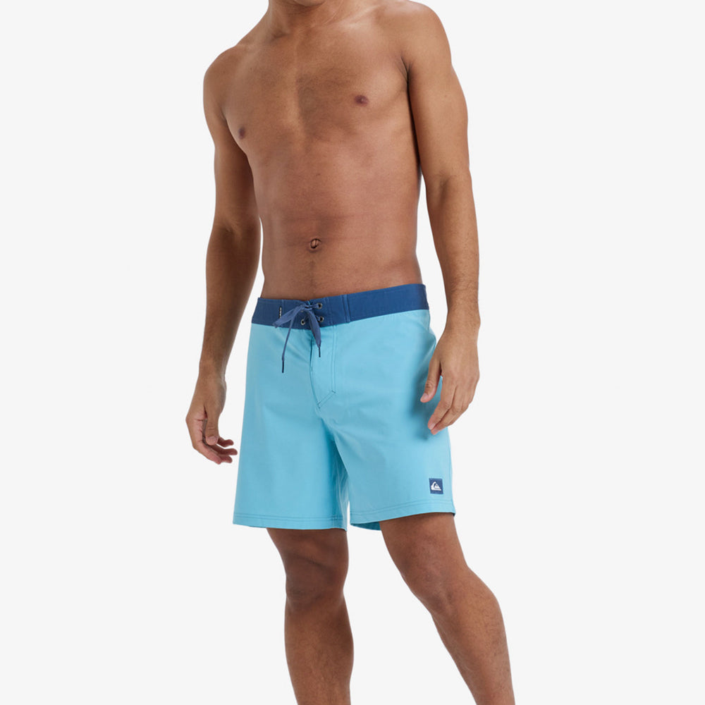 
                      
                        Pukas-Surf-Shop-Boardshort-Man-Quicksilver-Surfsilk-Kaimana-Blue
                      
                    