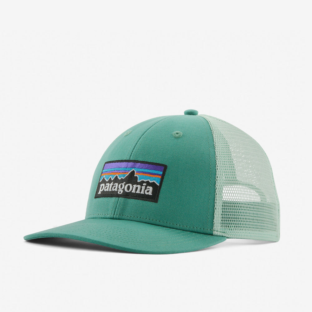 Pukas-Surf-Shop-Cap-Man-Patagonia-P-6-Logo-Lopro-Truker-Green