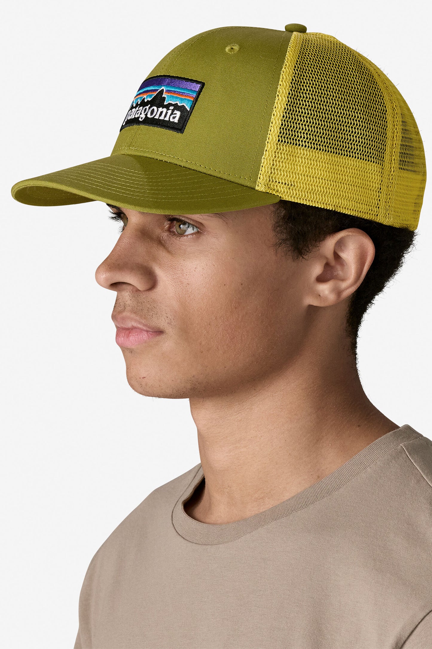 Pukas-Surf-Shop-Cap-Man-Patagonia-P-6-Truker-Green