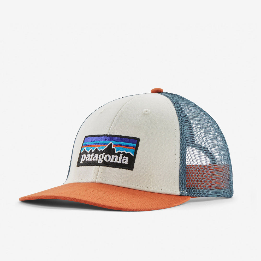 Pukas-Surf-Shop-Cap-Patagonia-Logo-Lopro-White