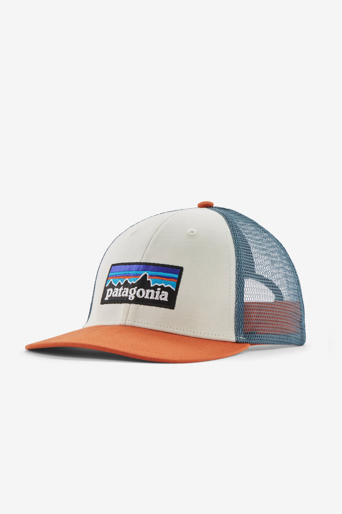 Pukas-Surf-Shop-Cap-Patagonia-Logo-Lopro-White