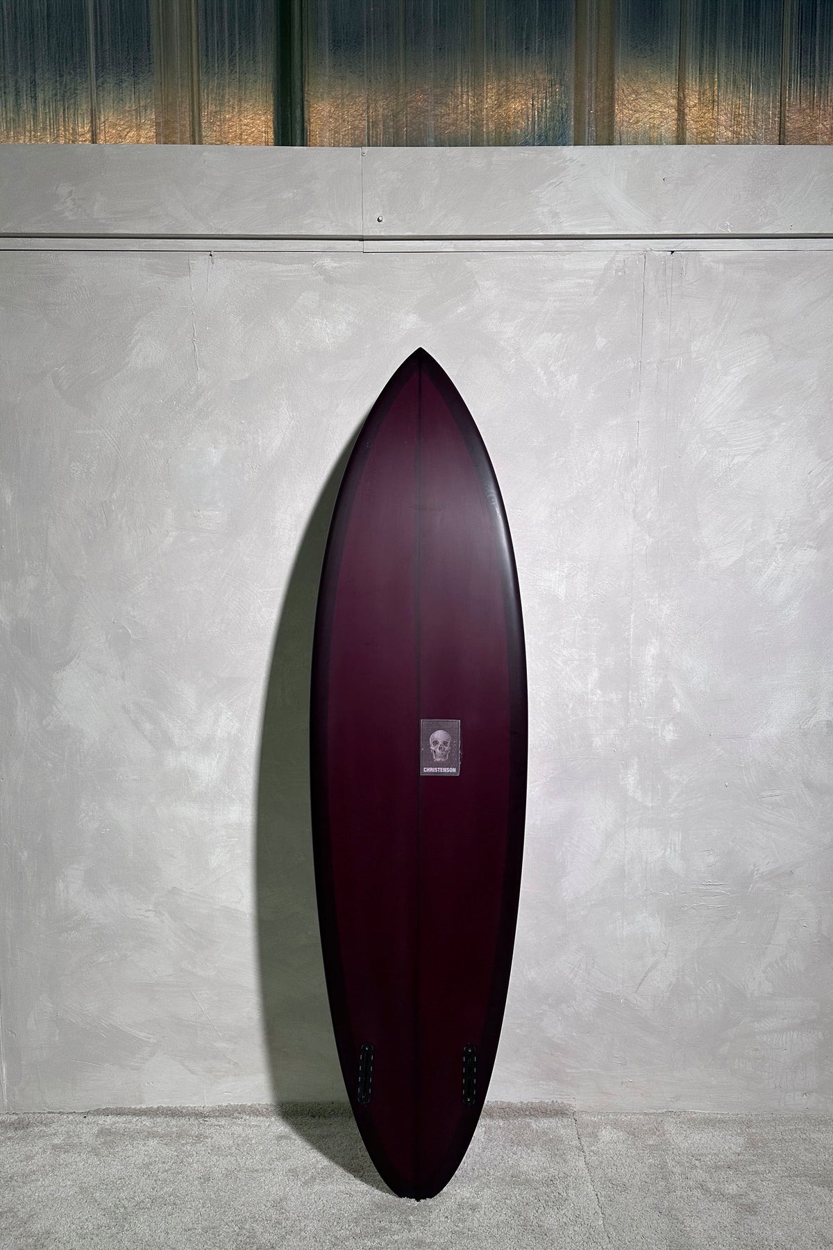 Wine red christenson Surfboard osprey size 6'8" on a white background by Pukas surf shop - 2