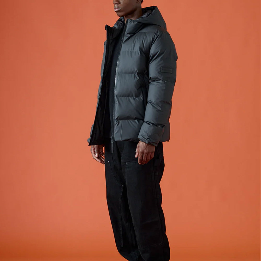 
                      
                        Pukas-Surf-Shop-Coat-Man-Yuxus-grayscale-Mamba
                      
                    