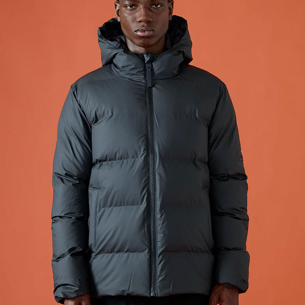 Pukas-Surf-Shop-Coat-Man-Yuxus-grayscale-Mamba