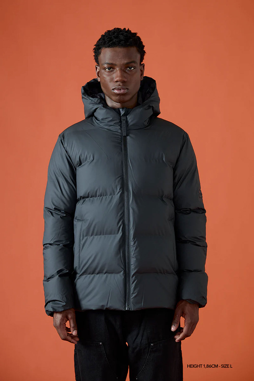 Pukas-Surf-Shop-Coat-Man-Yuxus-grayscale-Mamba