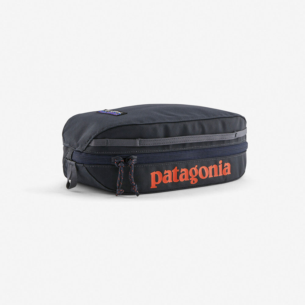 Pukas-Surf-Shop-Cube-Patagonia-Black-Hole-3L-Blue