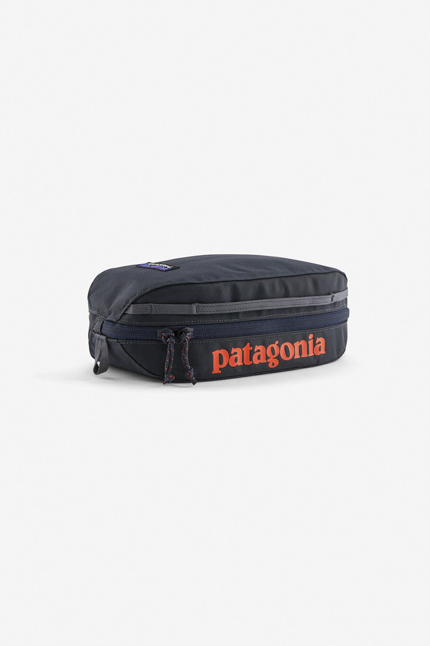 Pukas-Surf-Shop-Cube-Patagonia-Black-Hole-3L-Blue