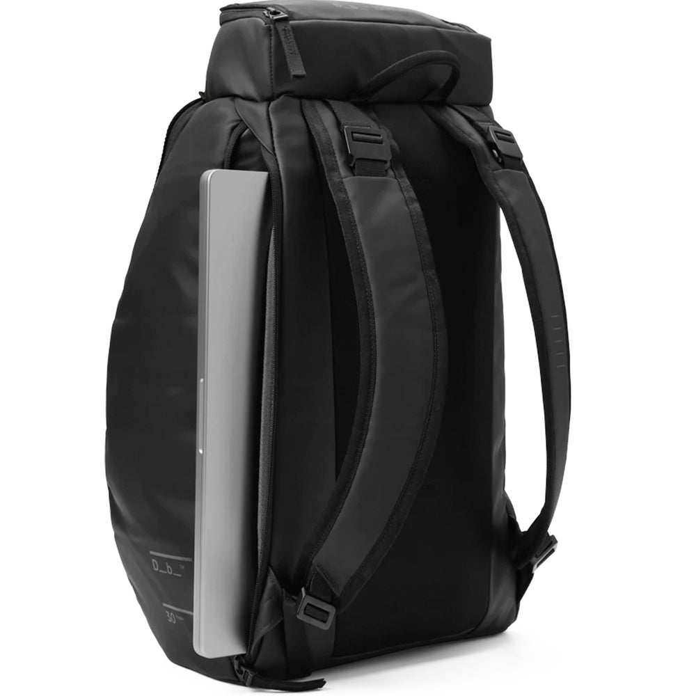 
                      
                        Pukas-Surf-Shop-Db-Journey-backpack-hugger-30l-black-out
                      
                    