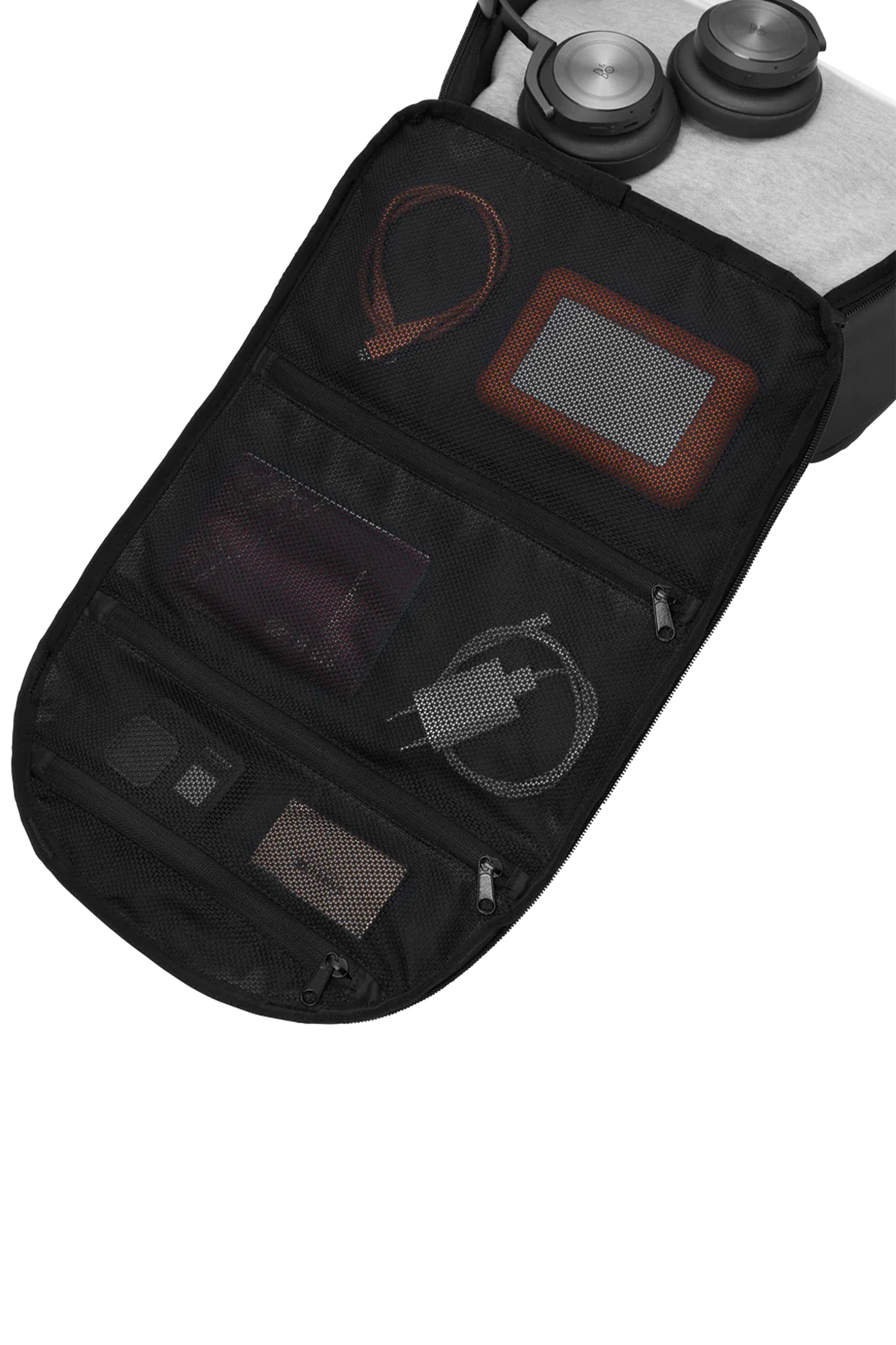 Db - RAMVERK PRO BACKPACK 26L | Shop at PUKAS SURF SHOP