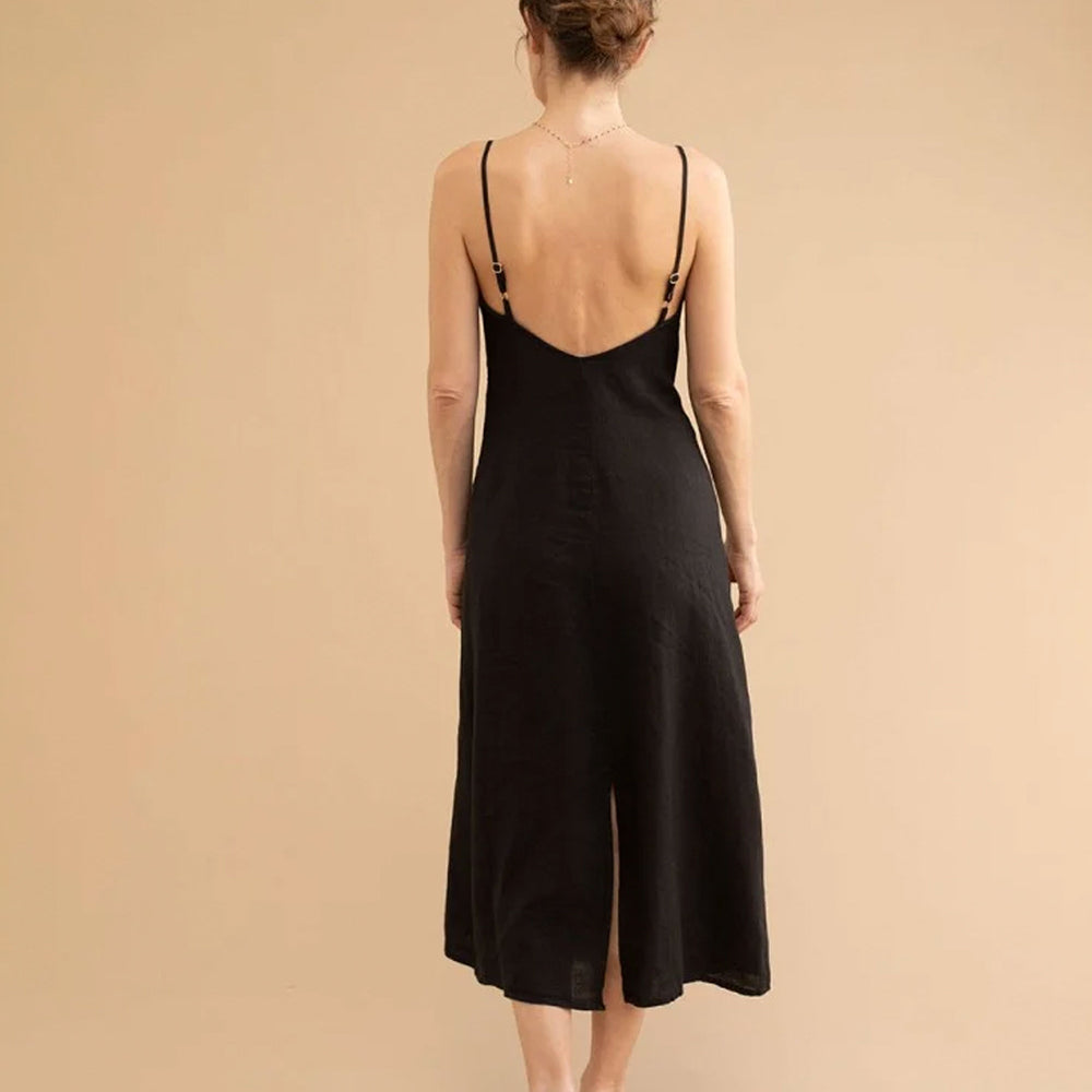 
                      
                        Pukas-Surf-Shop-Dress-Mus-And-Bombon-Wakaya
                      
                    