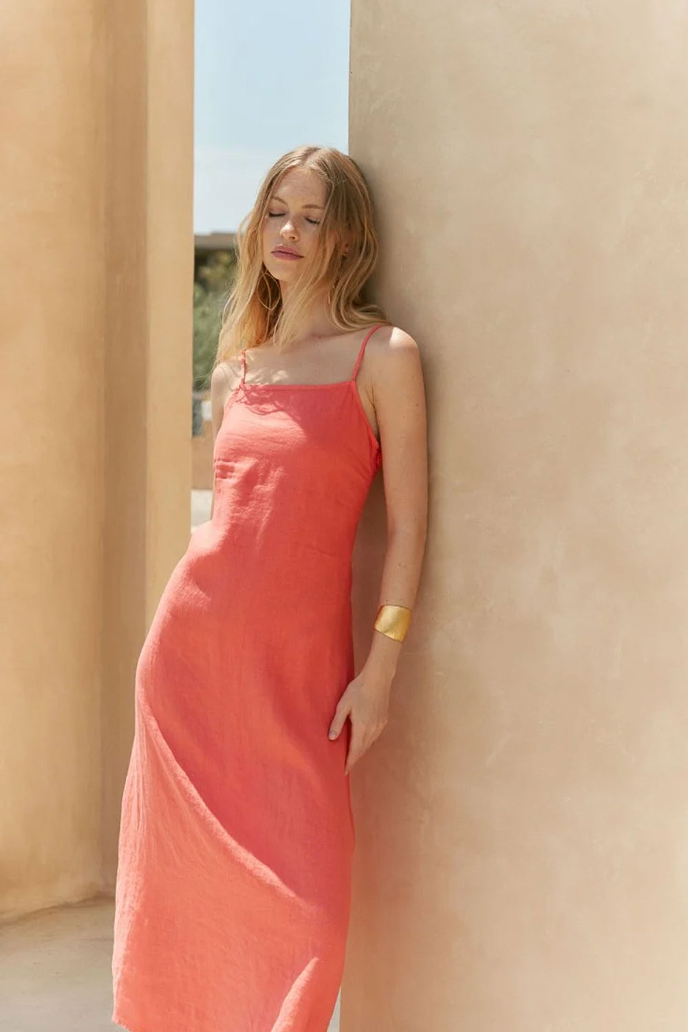 Pukas-Surf-Shop-Dress-Mus-And-Bombon-Wakaya