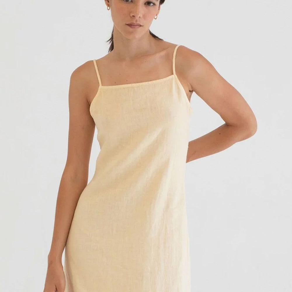 
                      
                        Pukas-Surf-Shop-Dress-Mus-And-Bombon-Wakaya
                      
                    