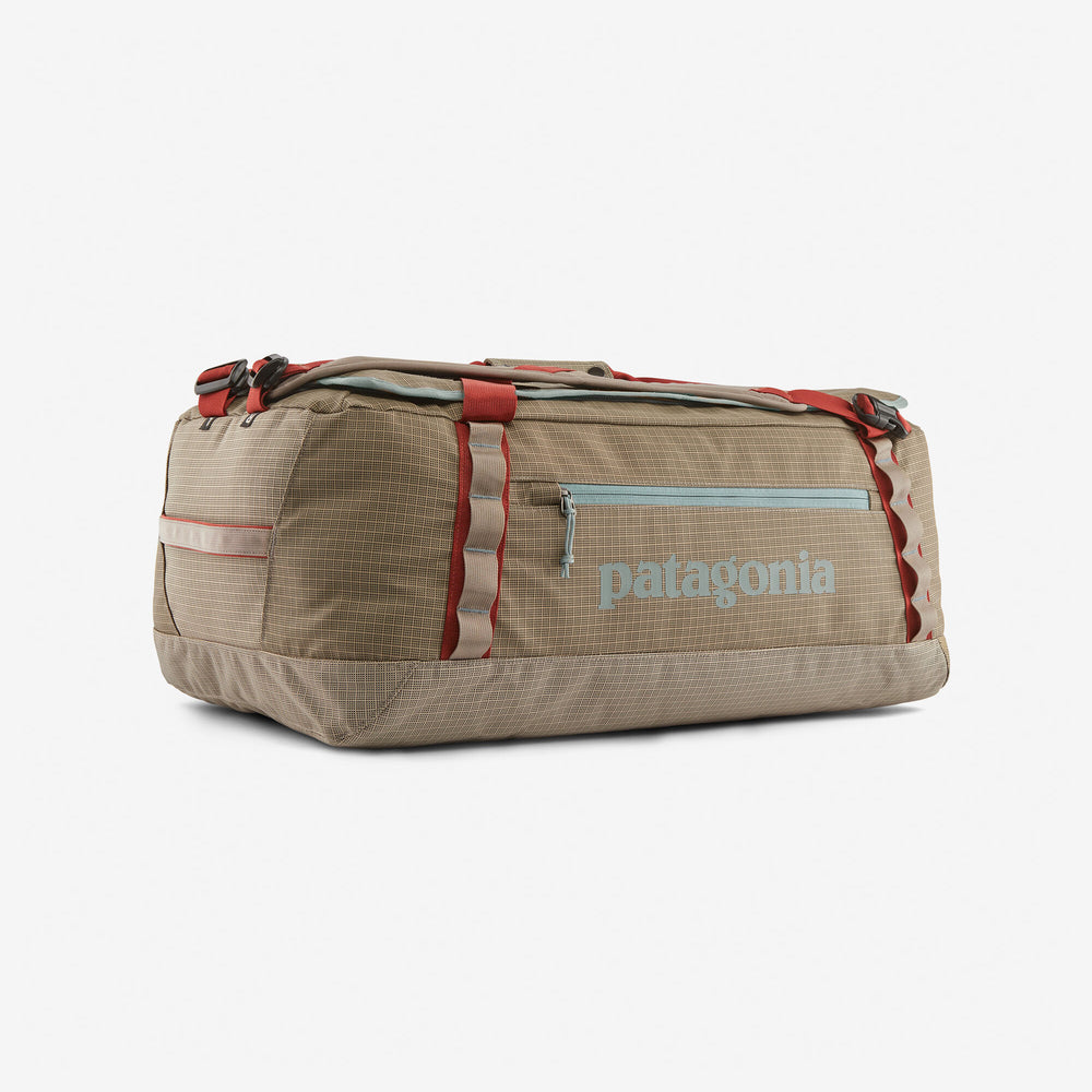 Pukas-Surf-Shop-Duffel-Patagonia-Black-Hole-55L-Beige
