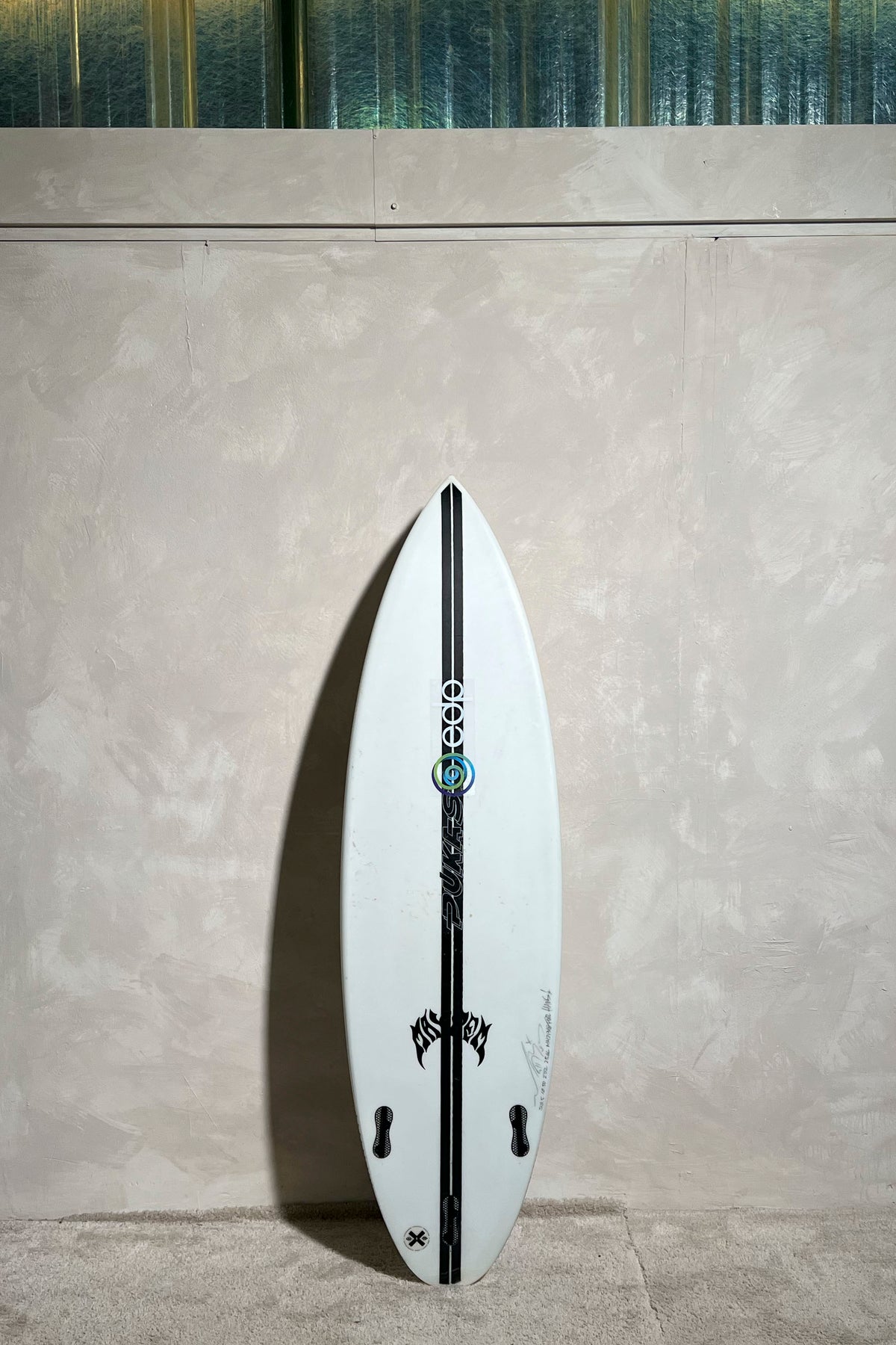 White Lost Surfboard Driver 3.0 size 5'8" at Pukas Surf shop - 2